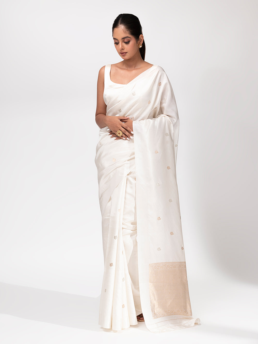 White Summer Silk Handloom Banarasi Saree - Sacred Weaves