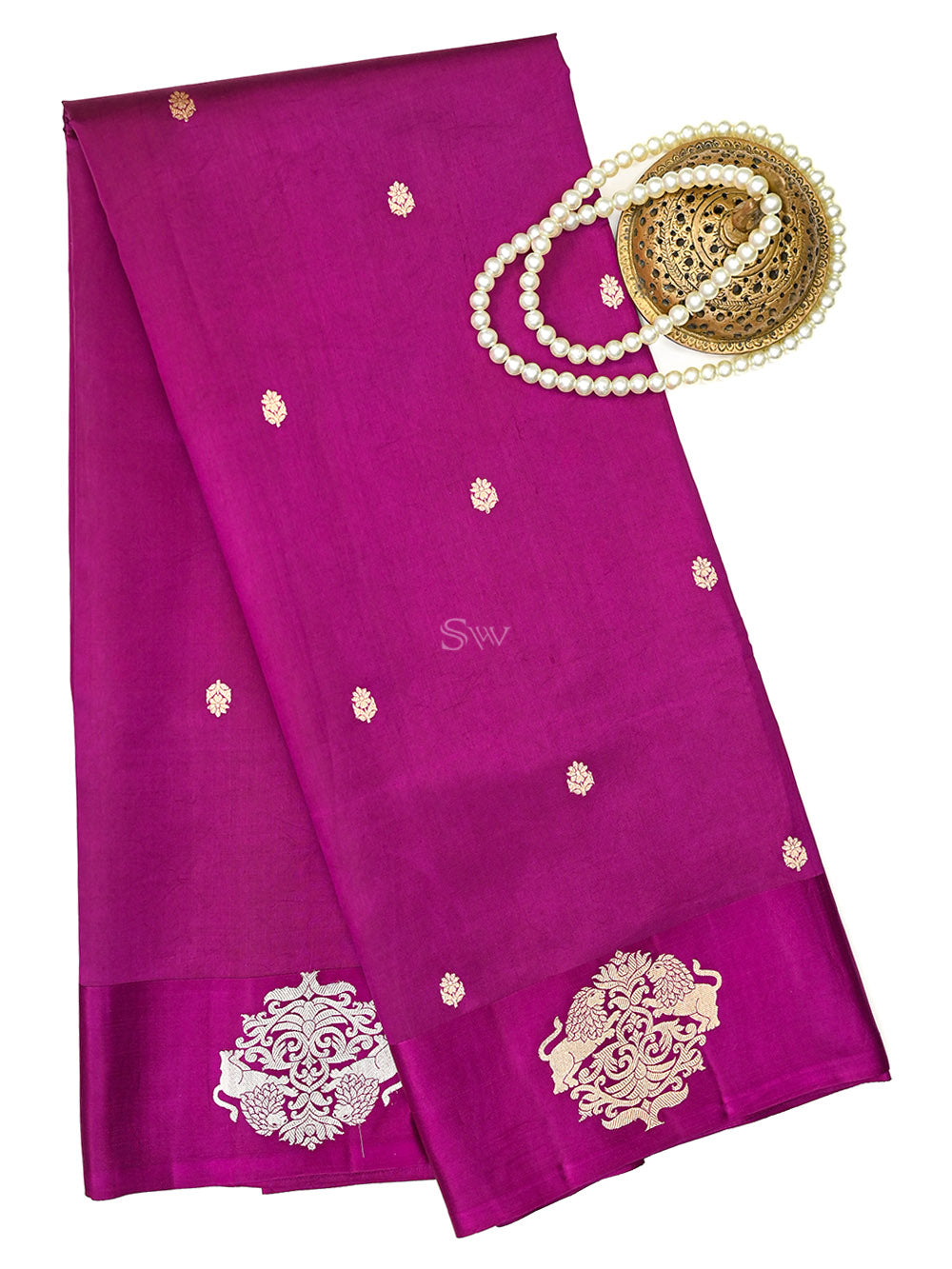 Dark Magenta Booti Katan Silk Handloom Banarasi Saree