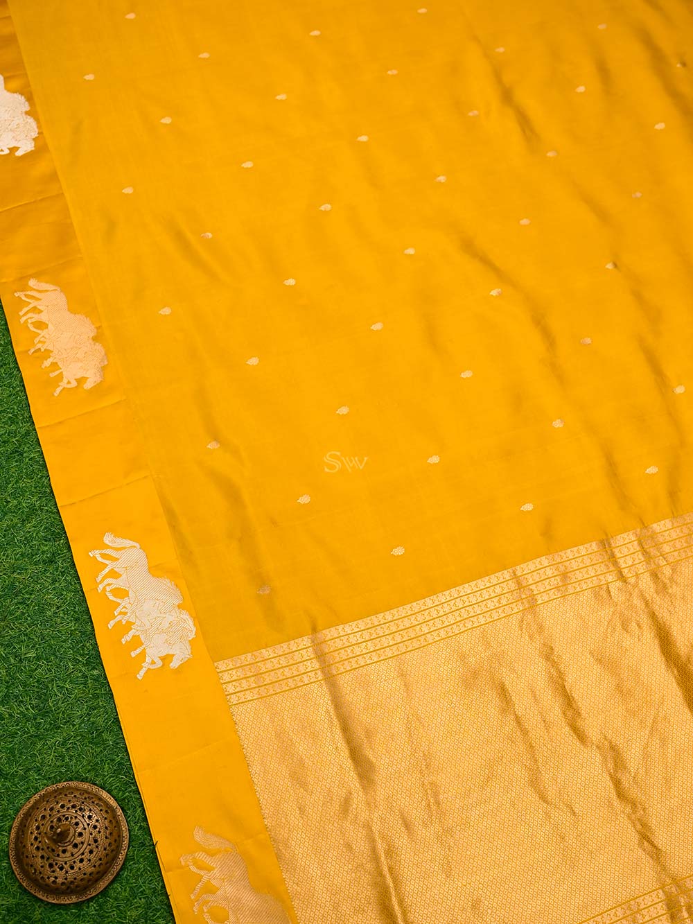 Yellow Booti Pure Silk Handloom Banarasi Saree - Sacred Weaves