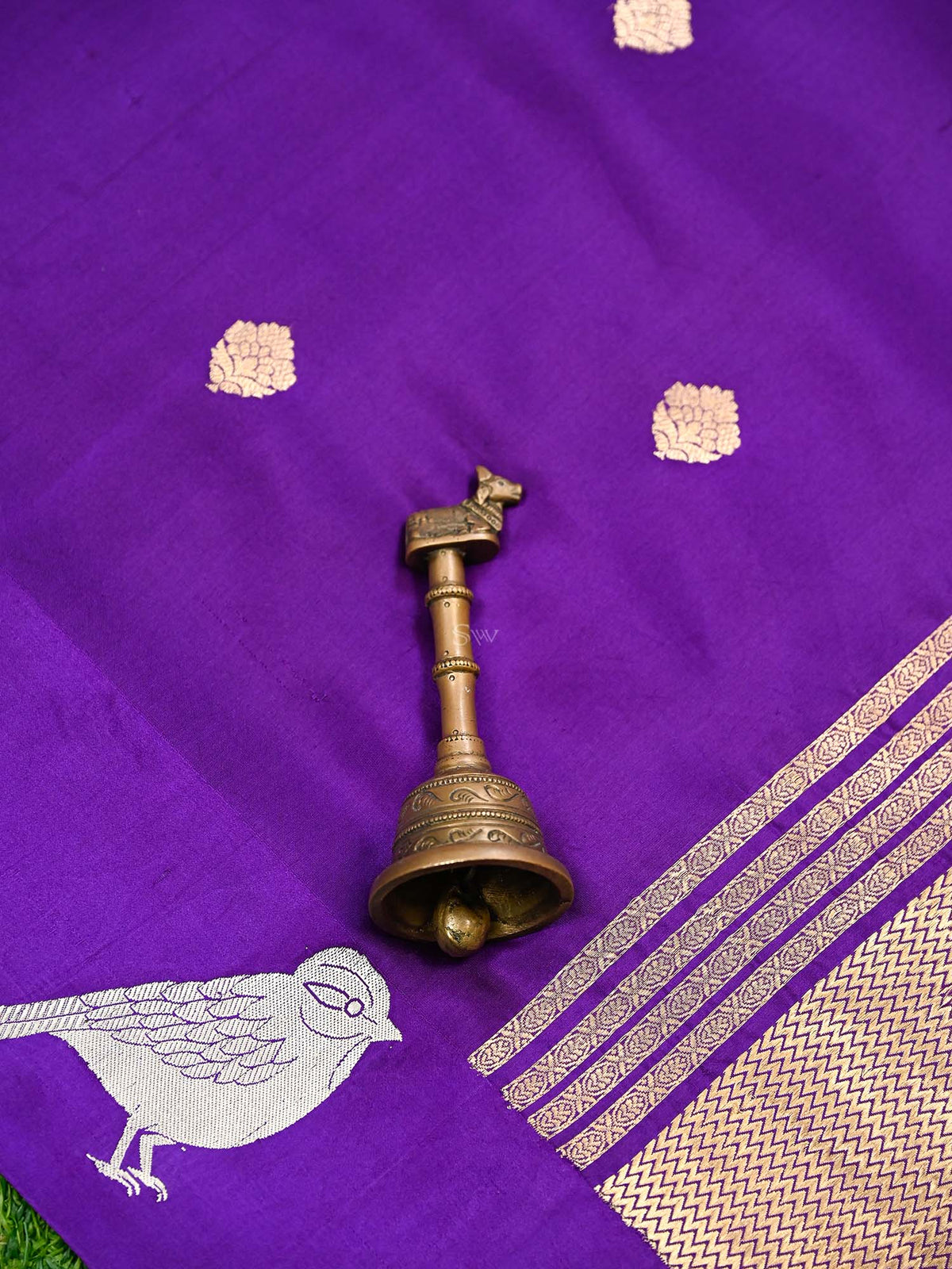 Purple Booti Katan Silk Handloom Banarasi Saree