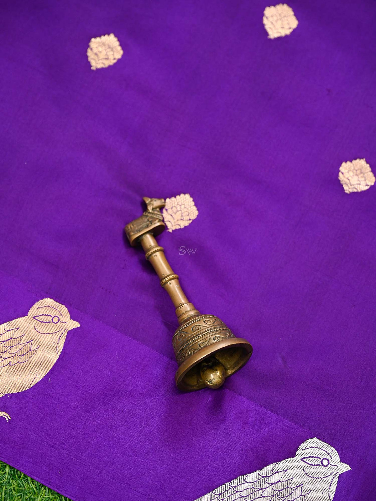 Purple Booti Katan Silk Handloom Banarasi Saree