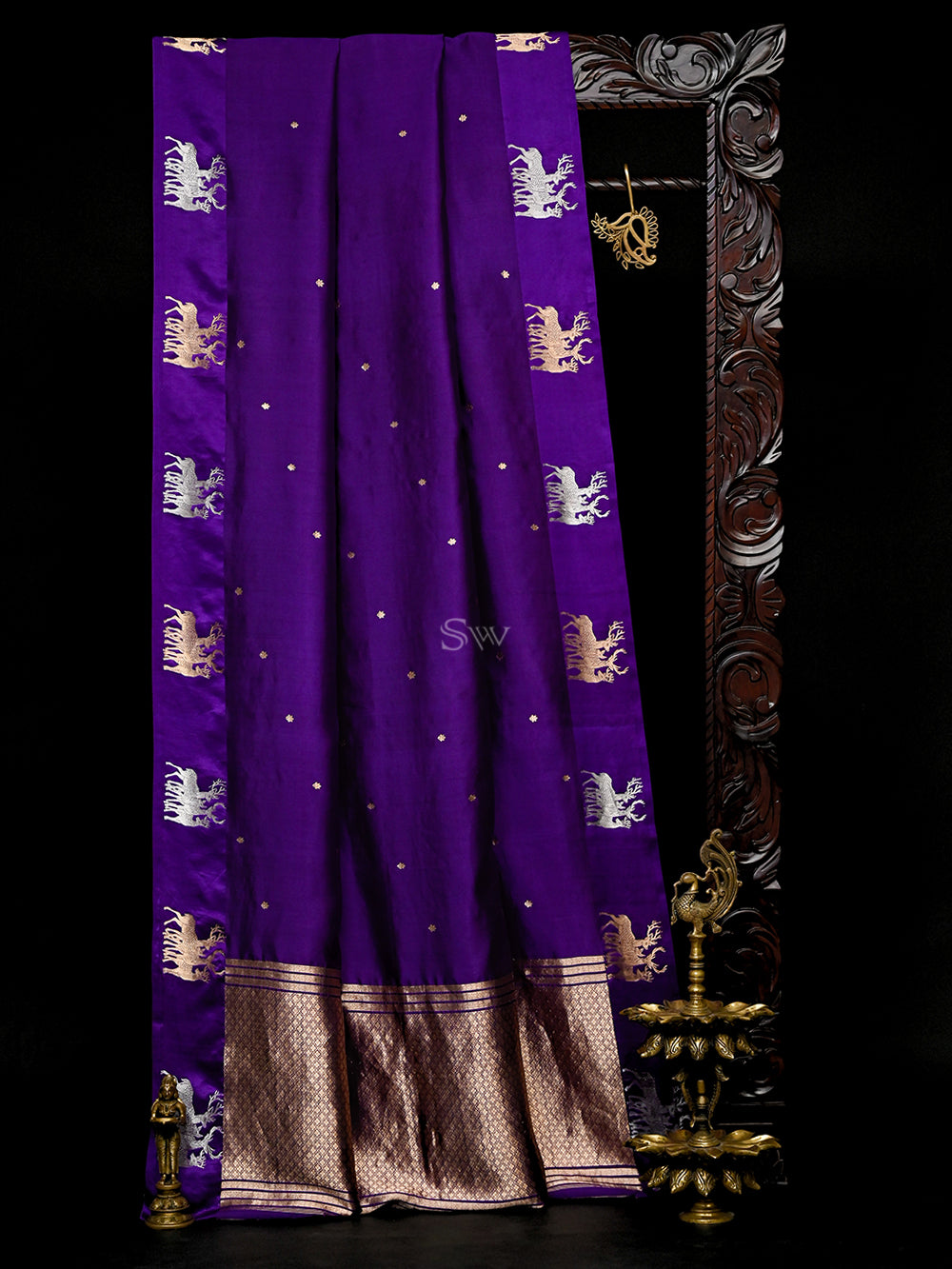 Purple Booti Katan Silk Handloom Banarasi Saree