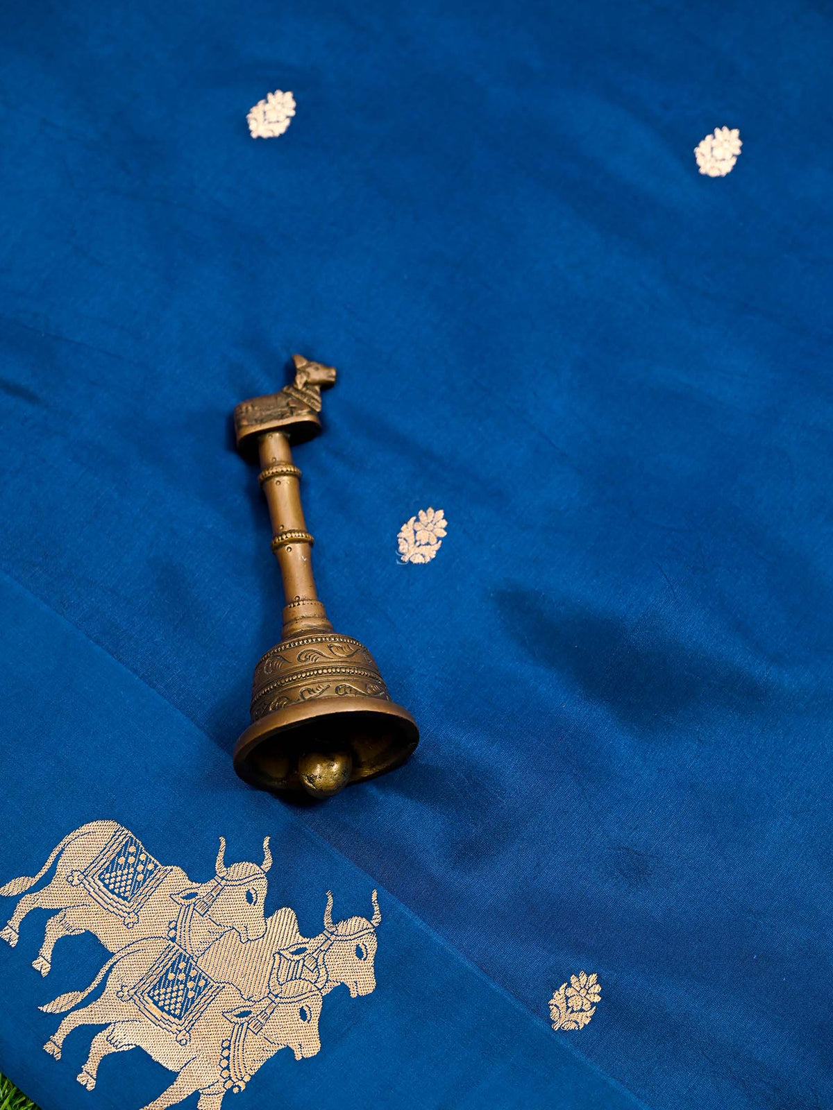 Blue Booti Katan Silk Handloom Banarasi Saree