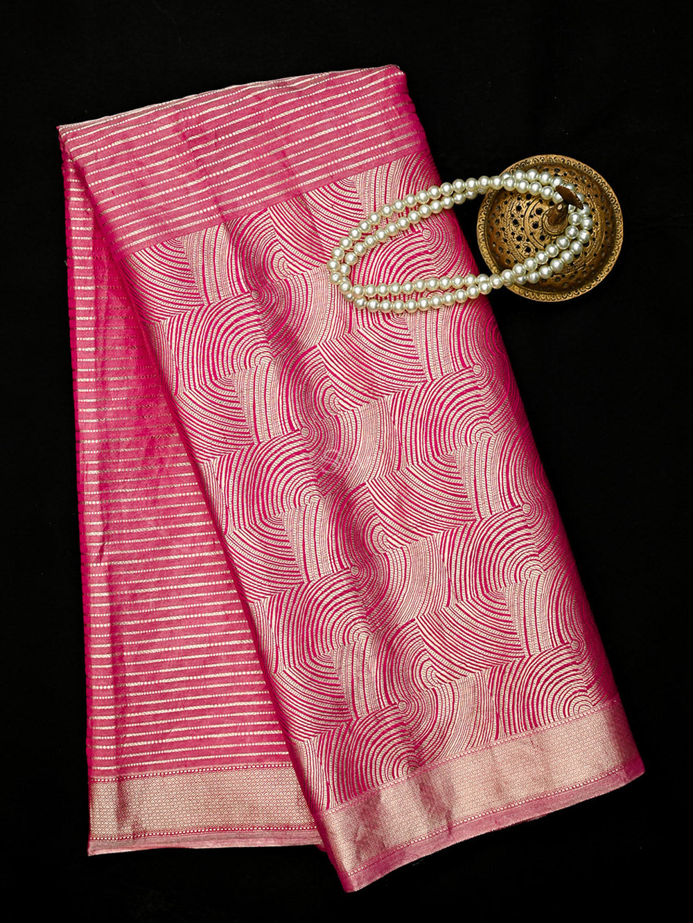 Magenta Tissue Brocade Handloom Banarasi Saree