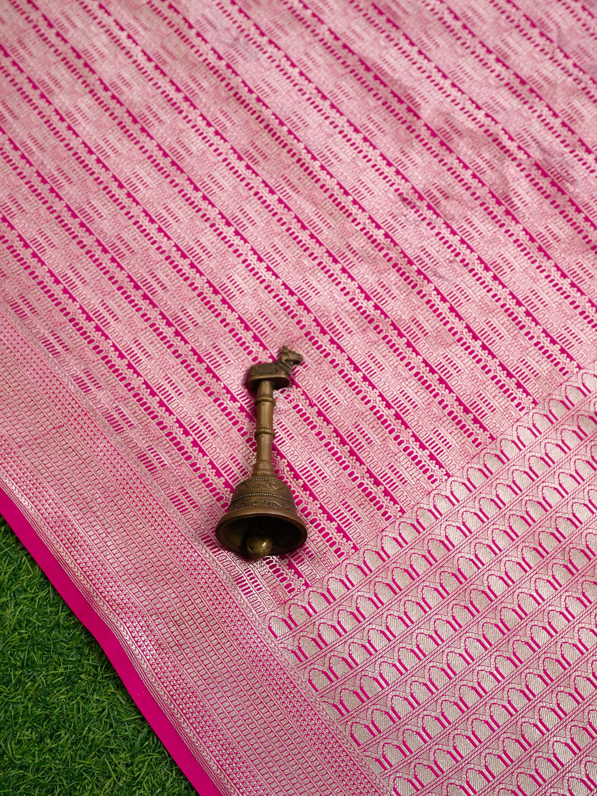 Magenta Silk Brocade Handloom Banarasi Saree