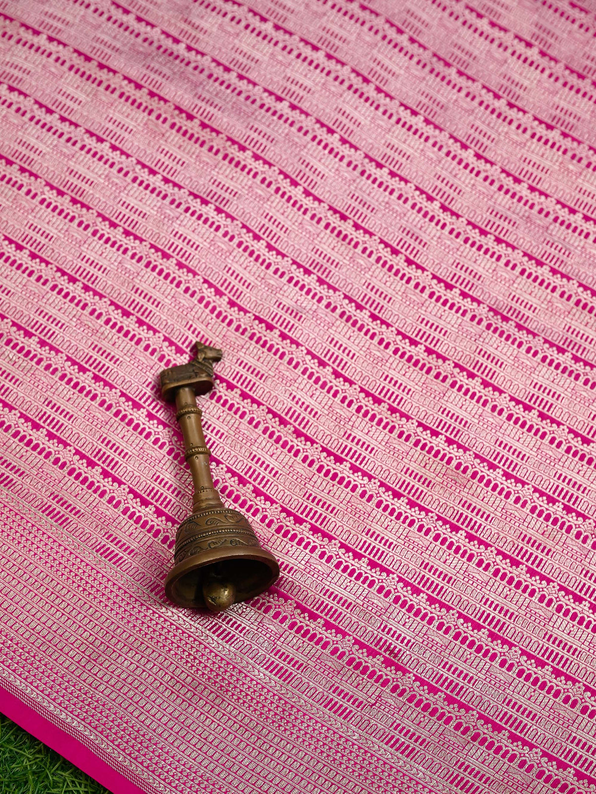 Magenta Silk Brocade Handloom Banarasi Saree