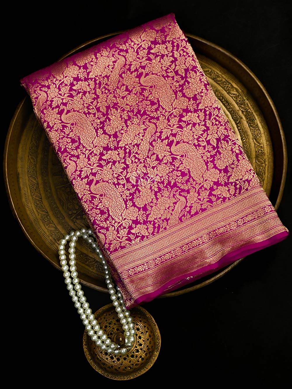 Magenta Silk Shikargah Brocade Handloom Banarasi Saree - Sacred Weaves