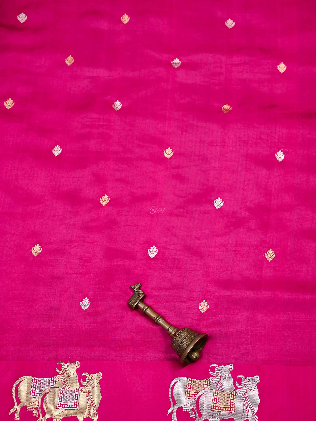 Dark Pink Booti Katan Silk Handloom Banarasi Saree - Sacred Weaves