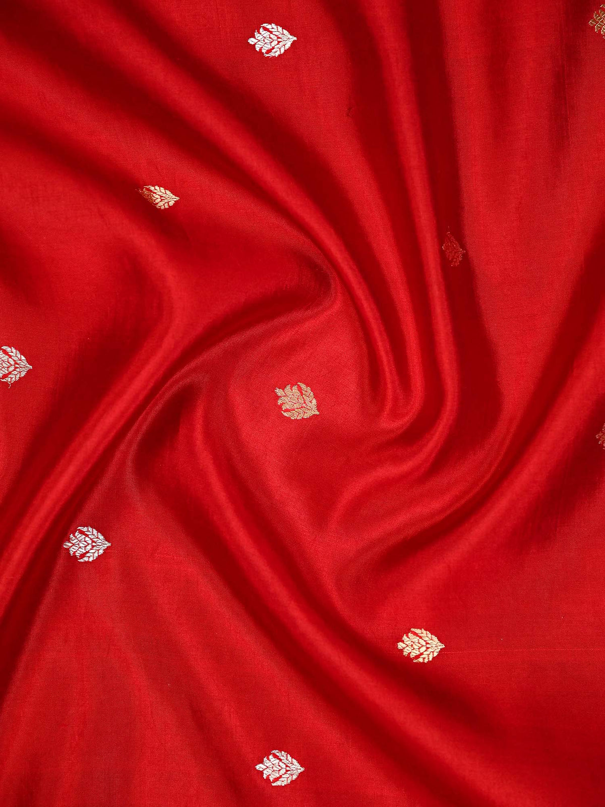 Red Booti Katan Silk Handloom Banarasi Saree - Sacred Weaves