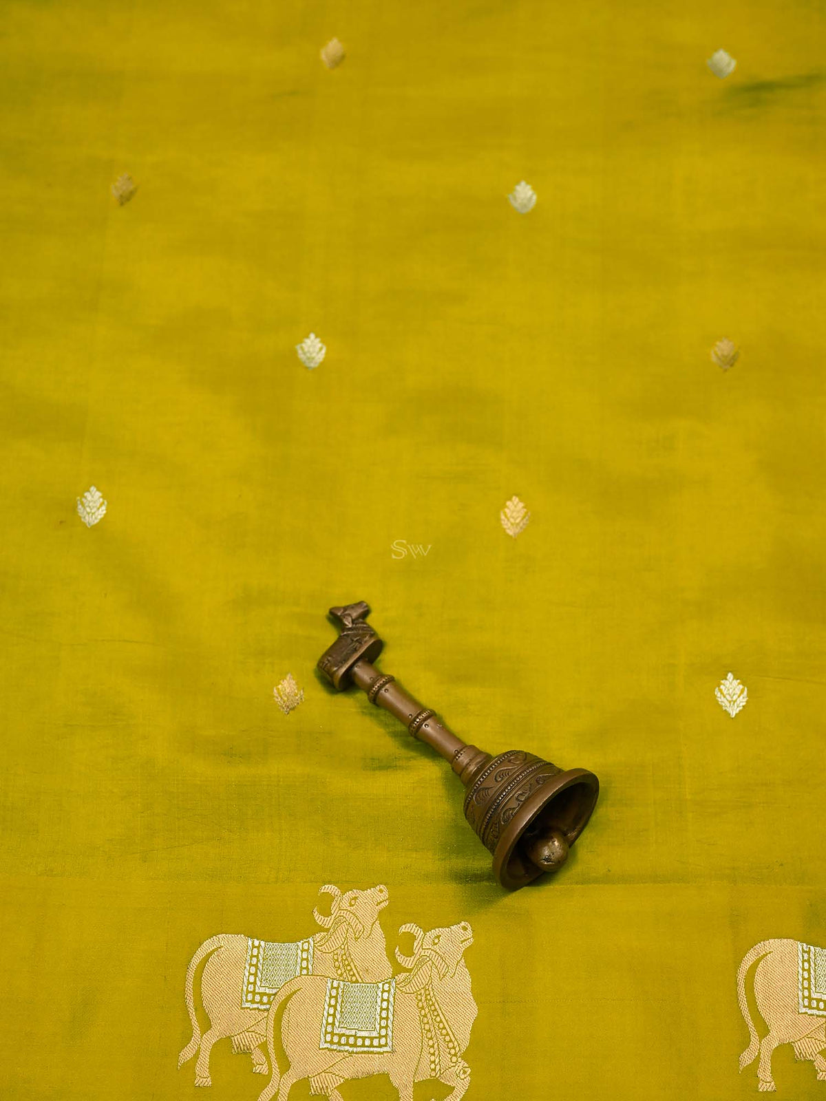 Lime Green Booti Katan Silk Handloom Banarasi Saree - Sacred Weaves