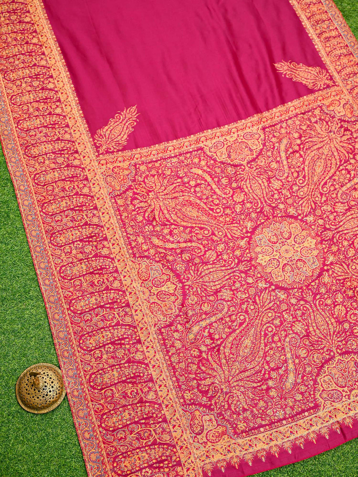 Magenta Pashmina Moonga Silk Handloom Banarasi Saree