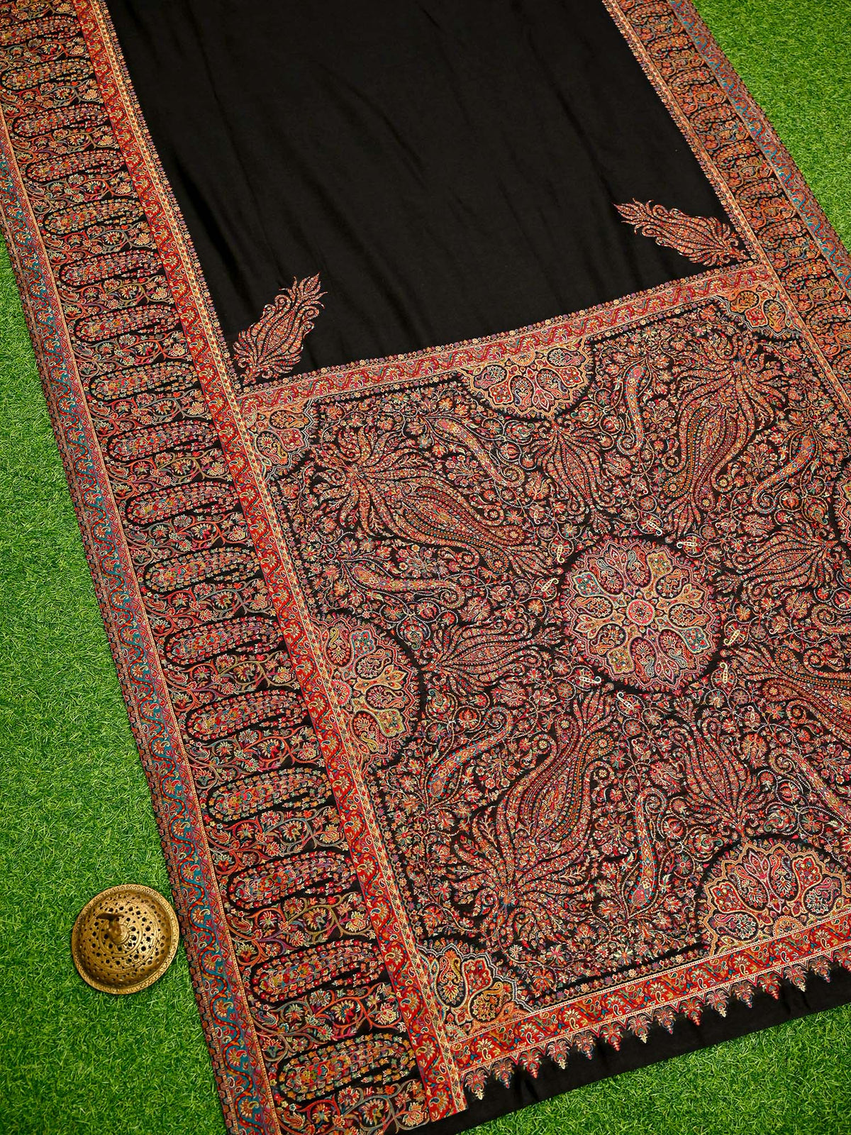 Black Pashmina Moonga Silk Handloom Banarasi Saree