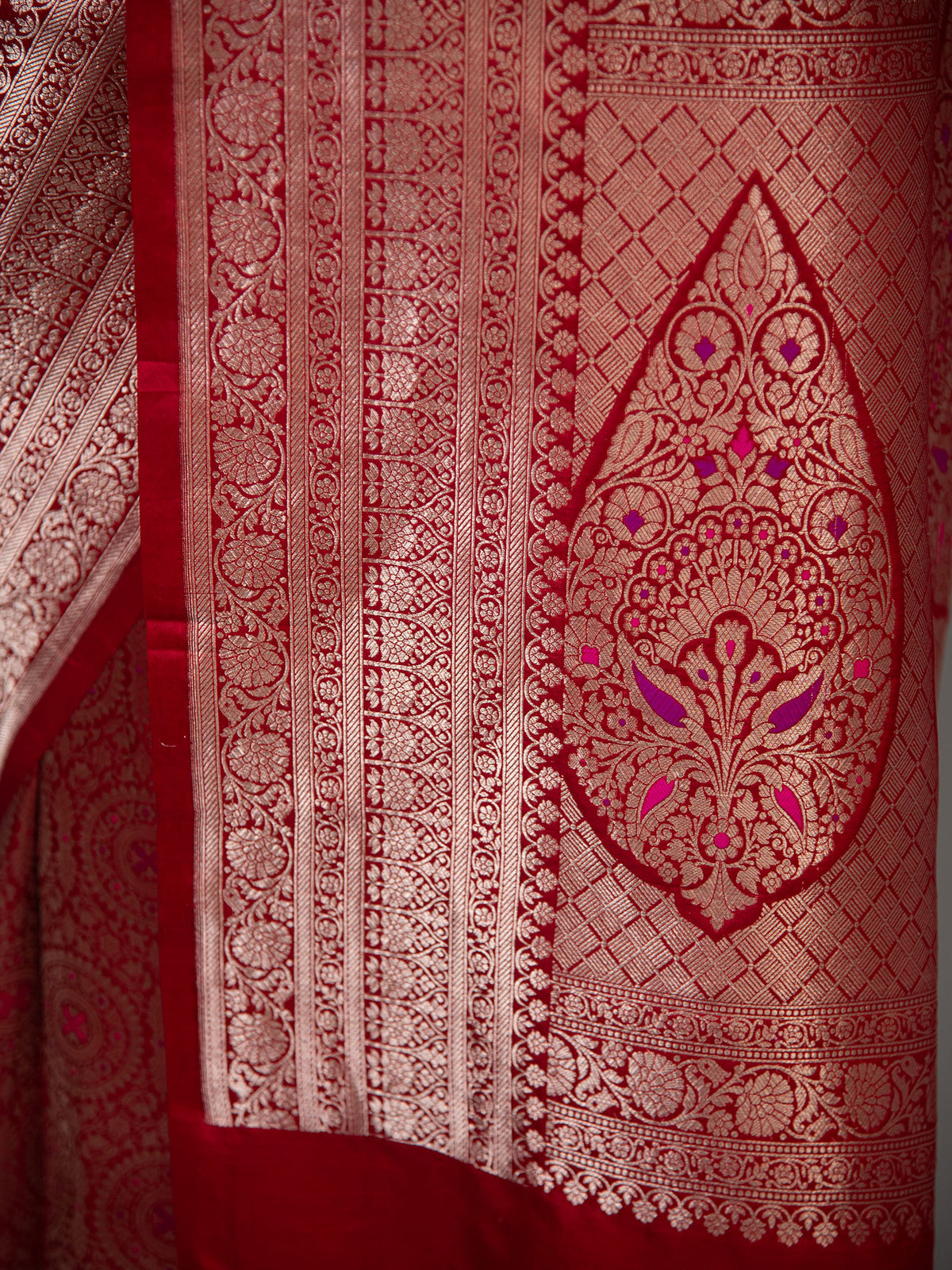 Red Meenakari Silk Brocade Handloom Banarasi Saree