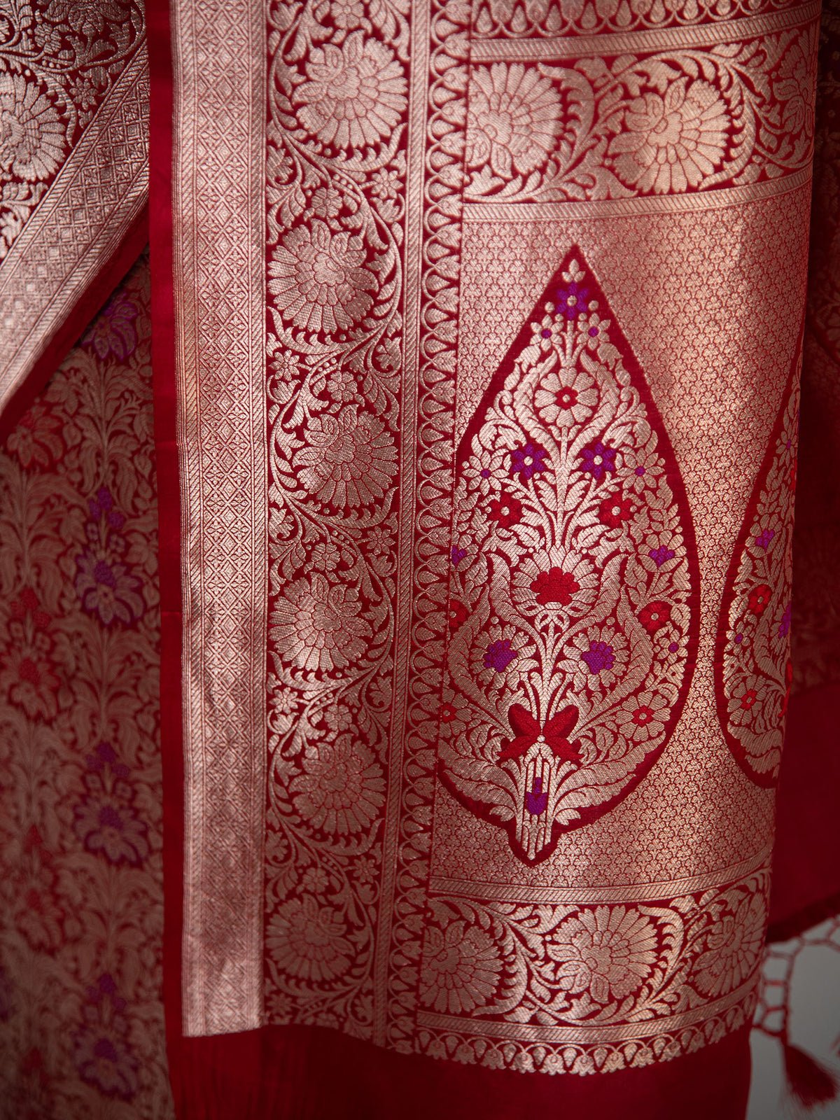 Red Meenakari Silk Brocade Handloom Banarasi Saree