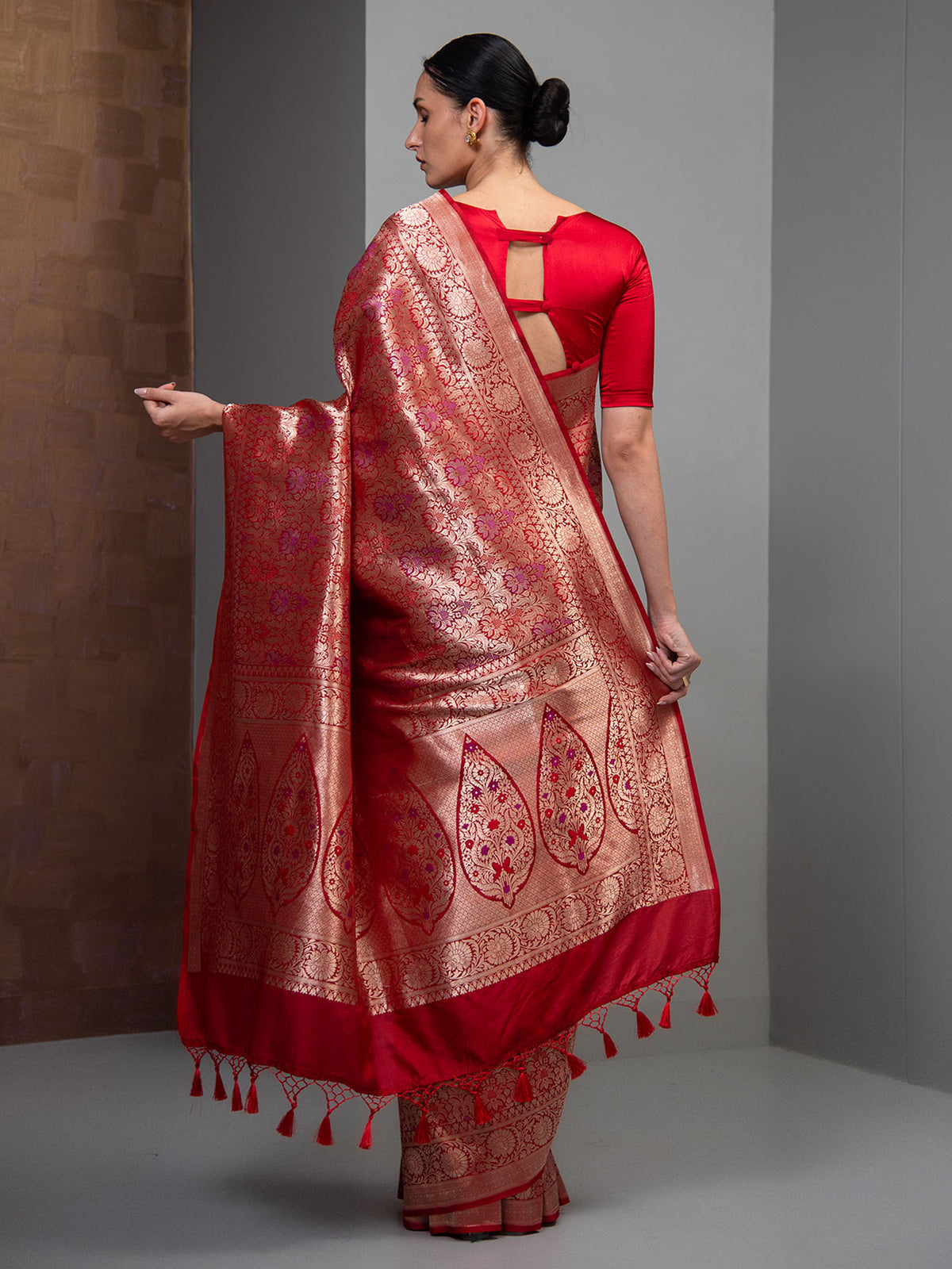 Red Meenakari Silk Brocade Handloom Banarasi Saree