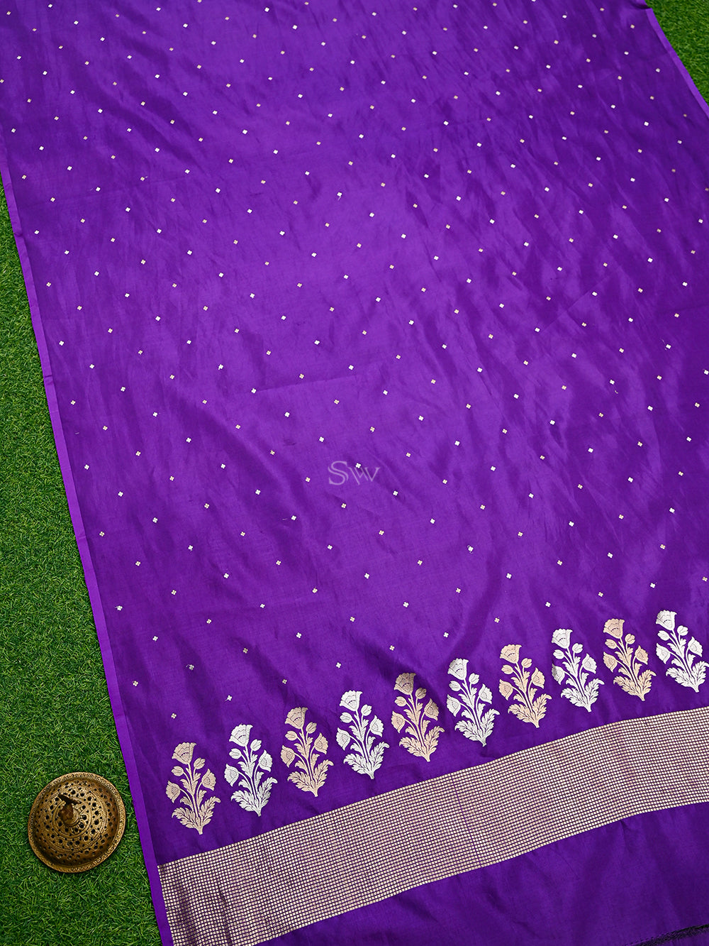 Purple Booti Katan Silk Handloom Banarasi Saree - Sacred Weaves