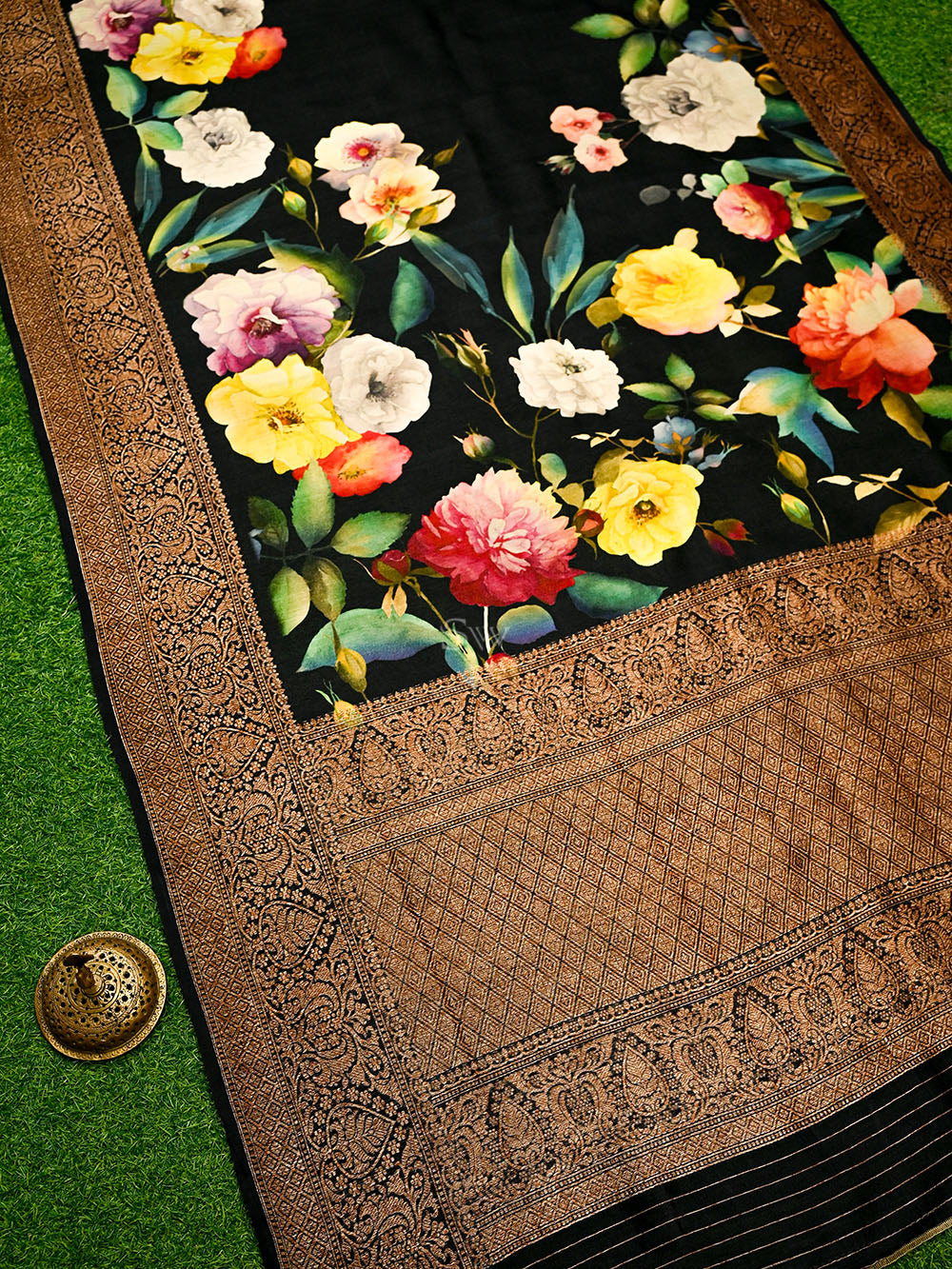 Black Digital Printed Tussar Silk Handloom Banarasi Saree
