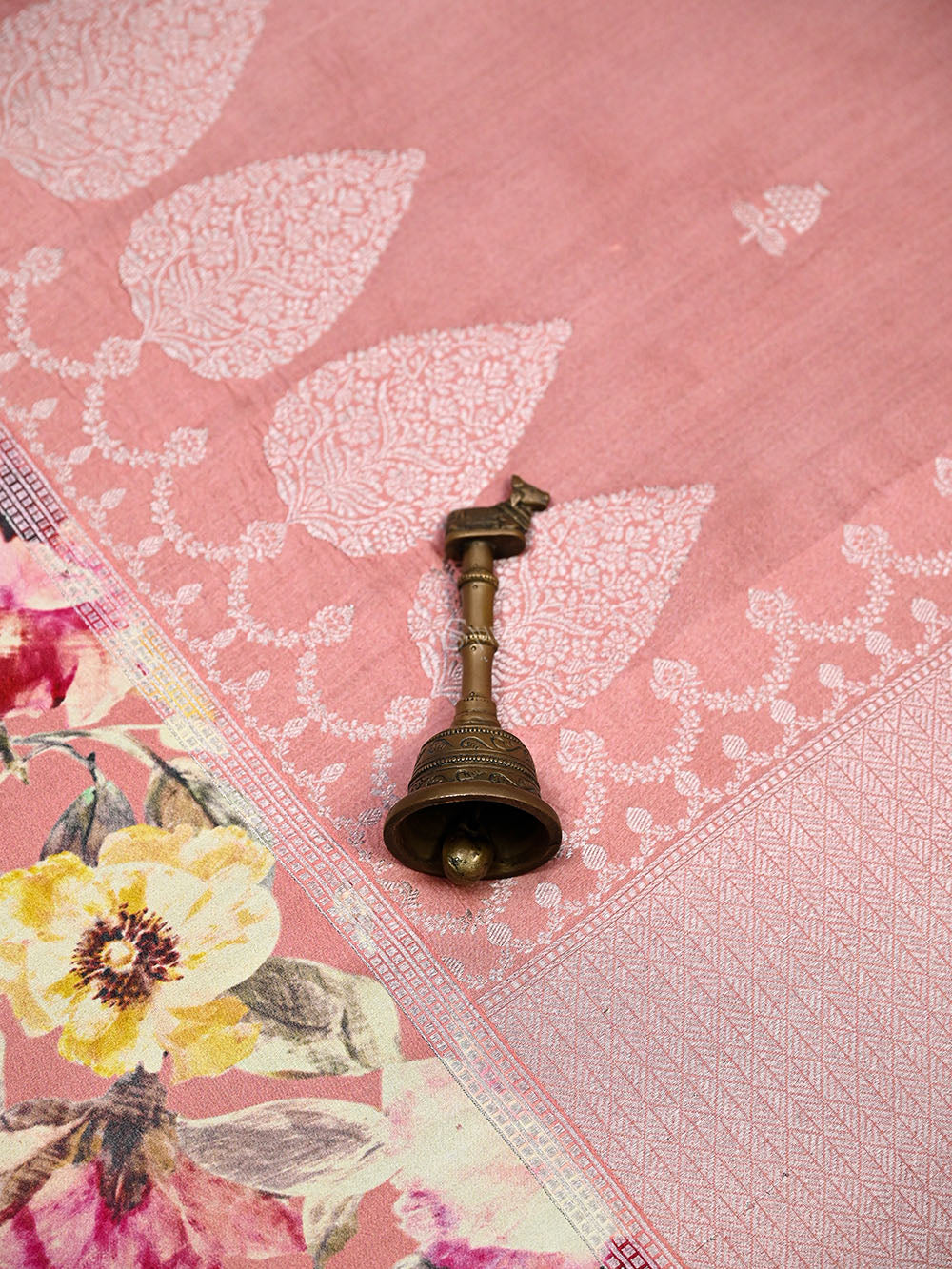 Peach Silver Booti Tussar Silk Handloom Banarasi Saree