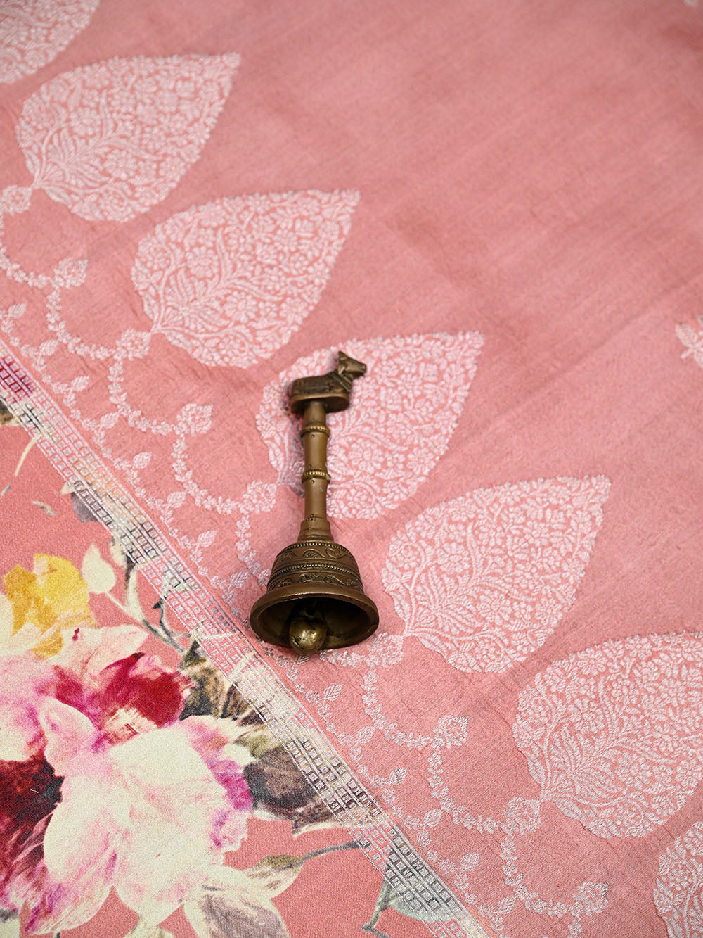 Peach Silver Booti Tussar Silk Handloom Banarasi Saree