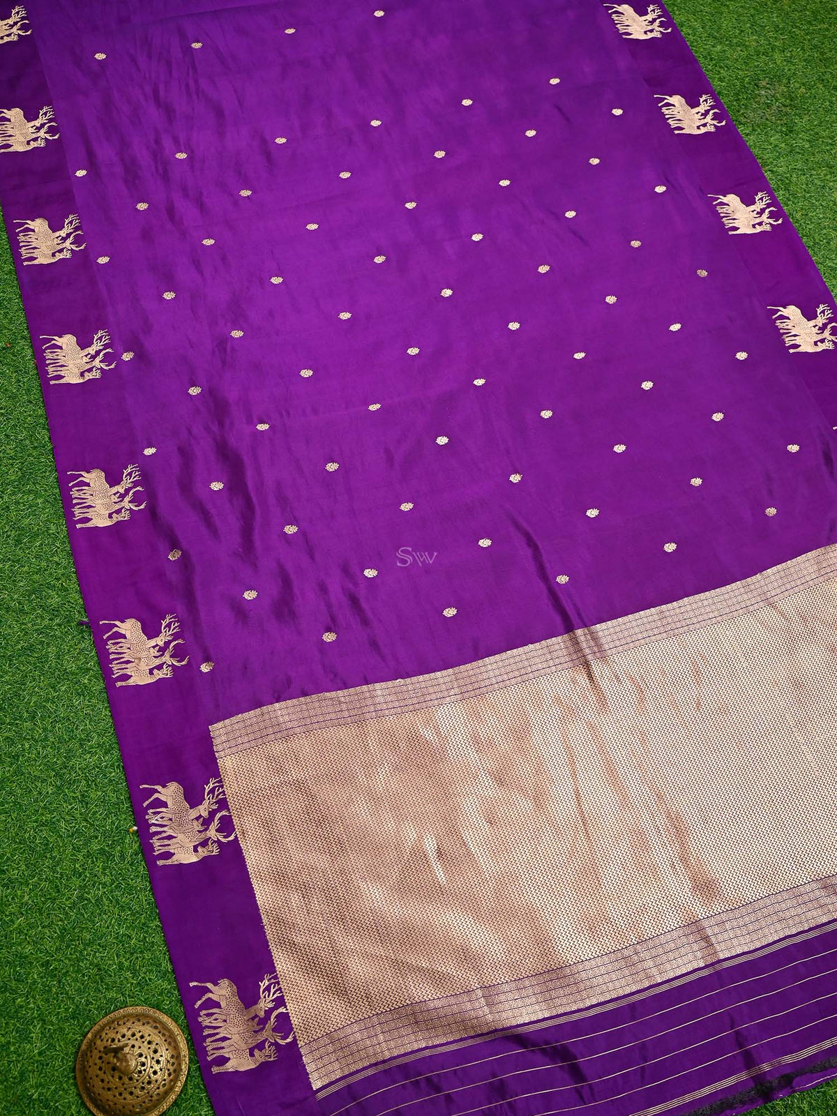 Purple Booti Katan Silk Handloom Banarasi Saree