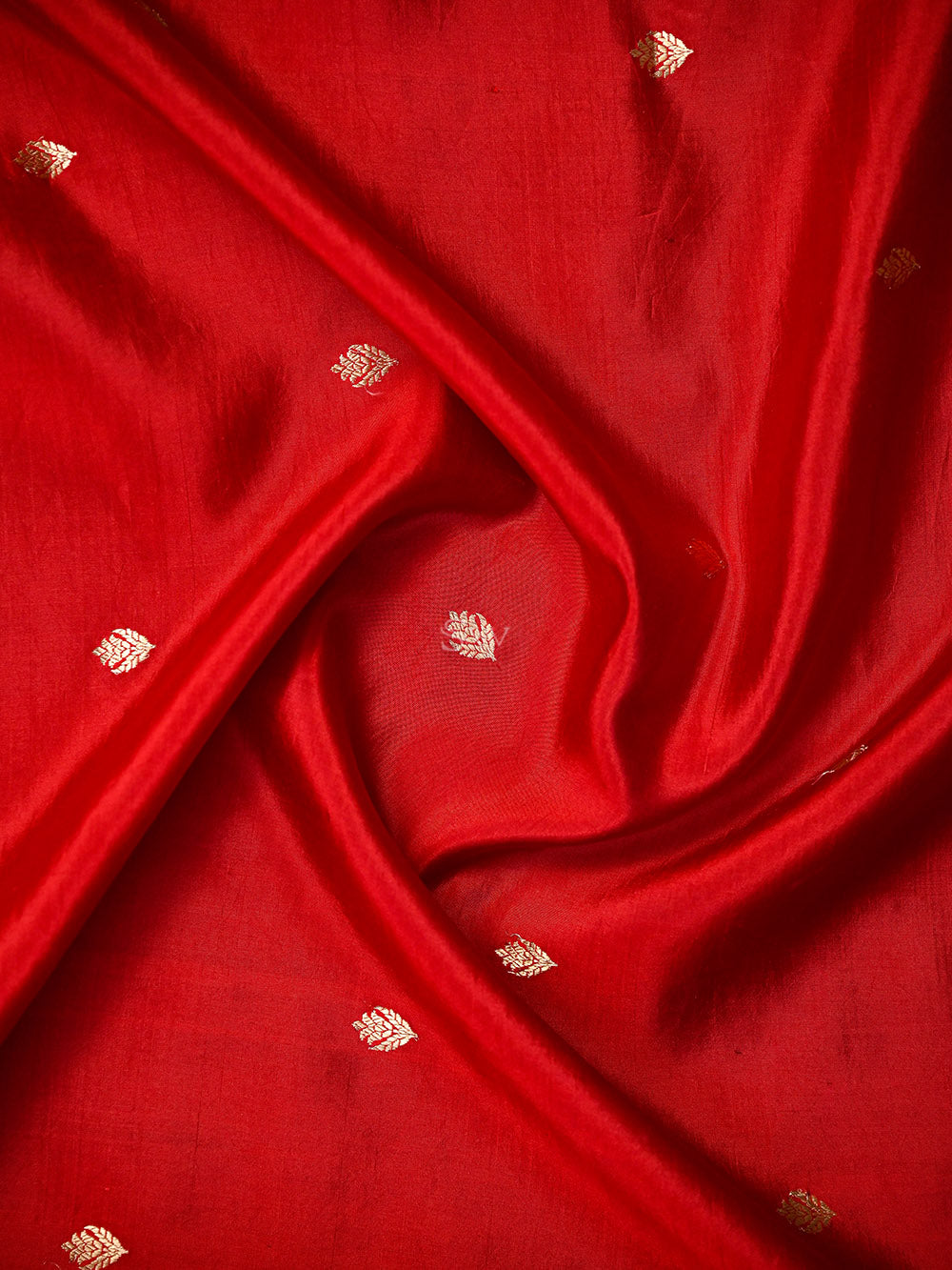 Dark Red Booti Katan Silk Handloom Banarasi Saree