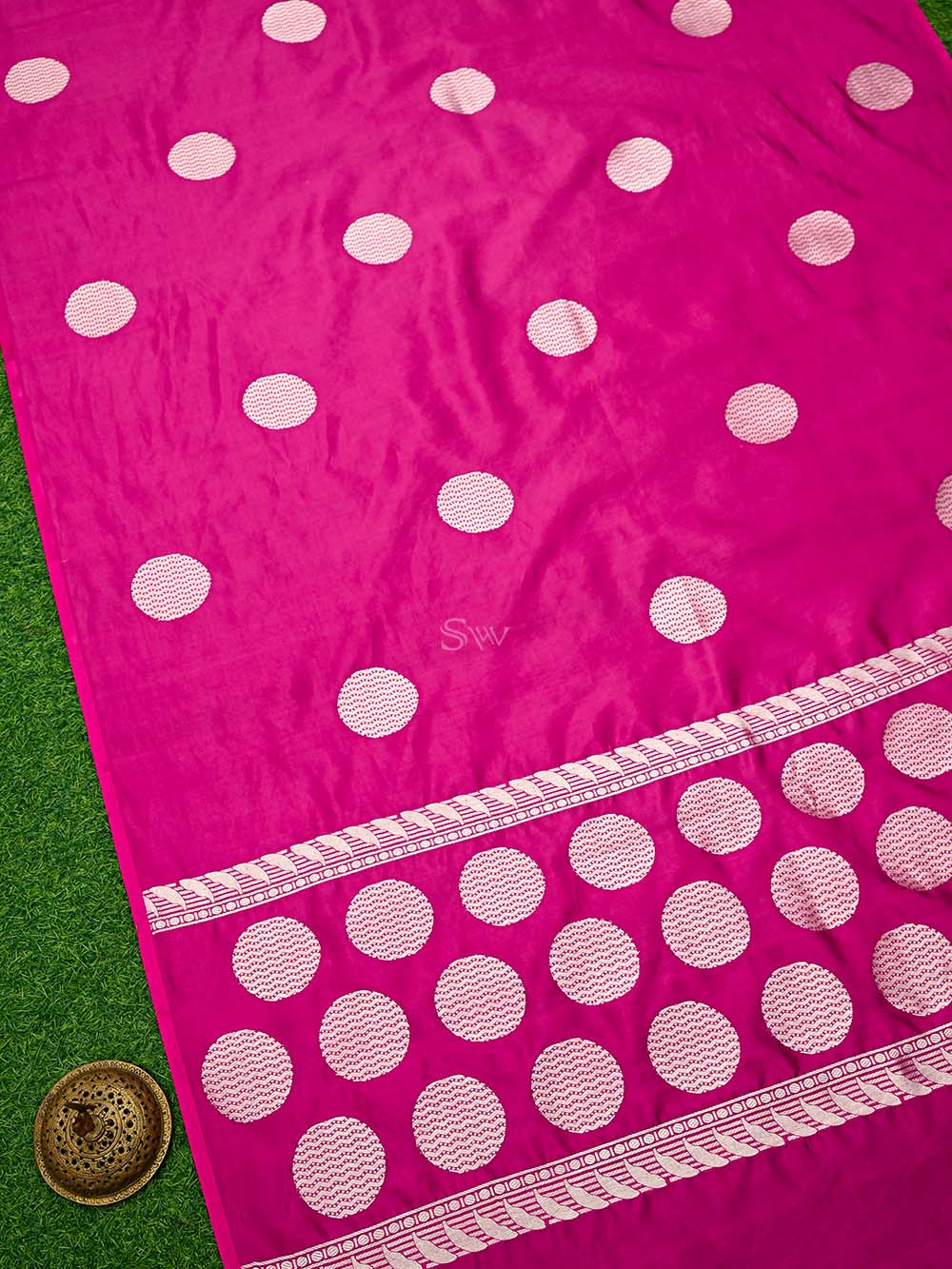 Magenta Boota Katan Silk Handloom Banarasi Saree - Sacred Weaves