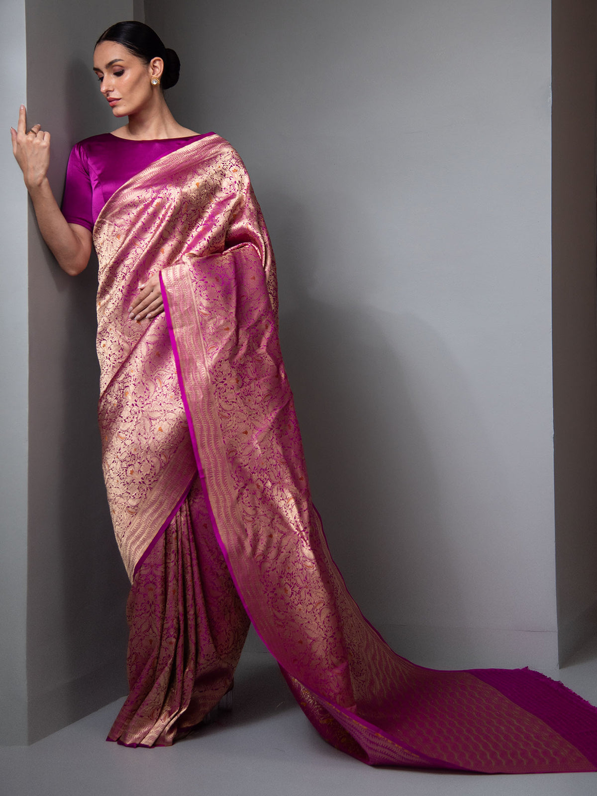 Dark Magenta Meenakari Silk Brocade Handloom Banarasi Saree