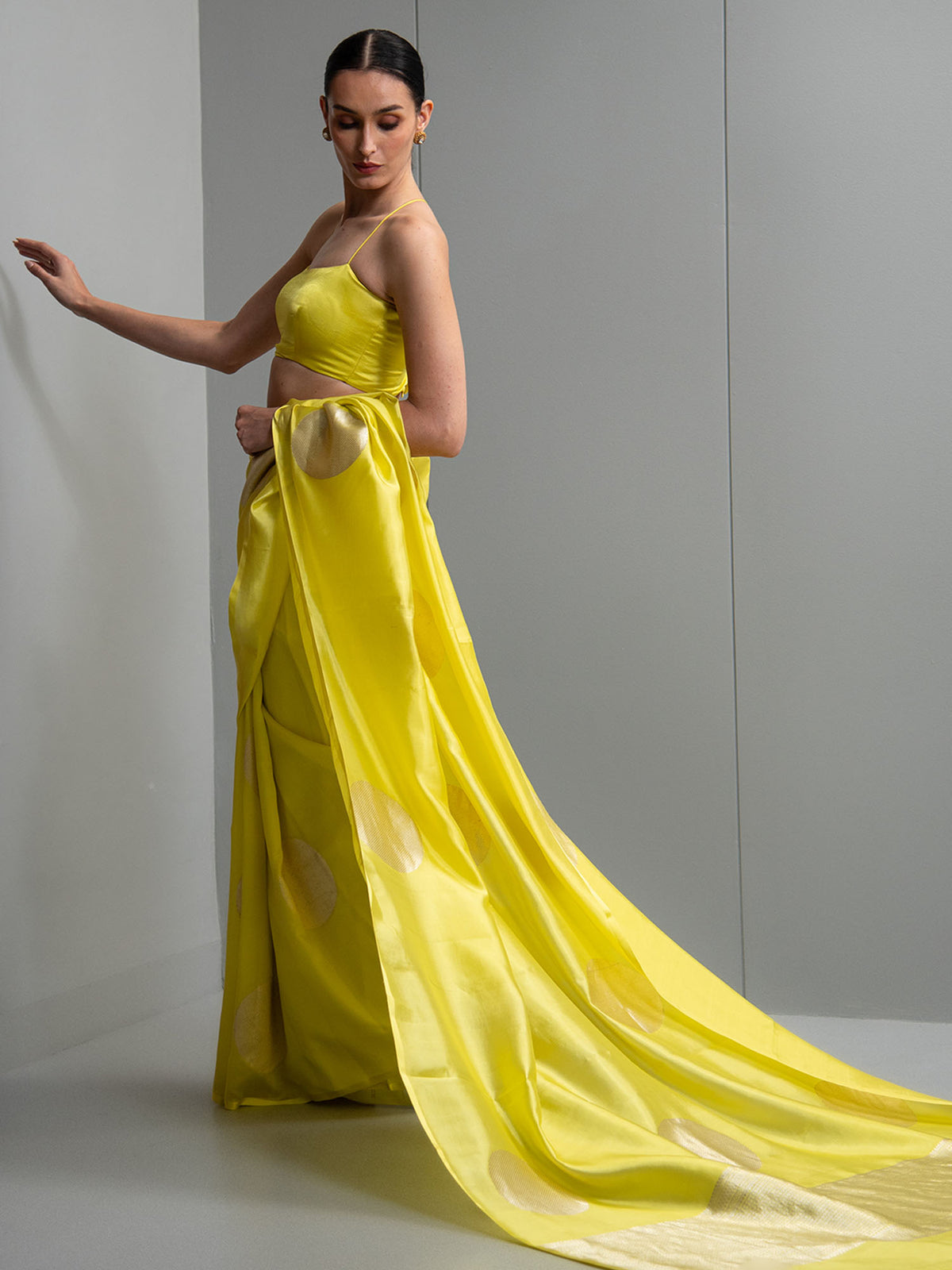 Lime Yellow Boota Pure Silk Handloom Banarasi Saree