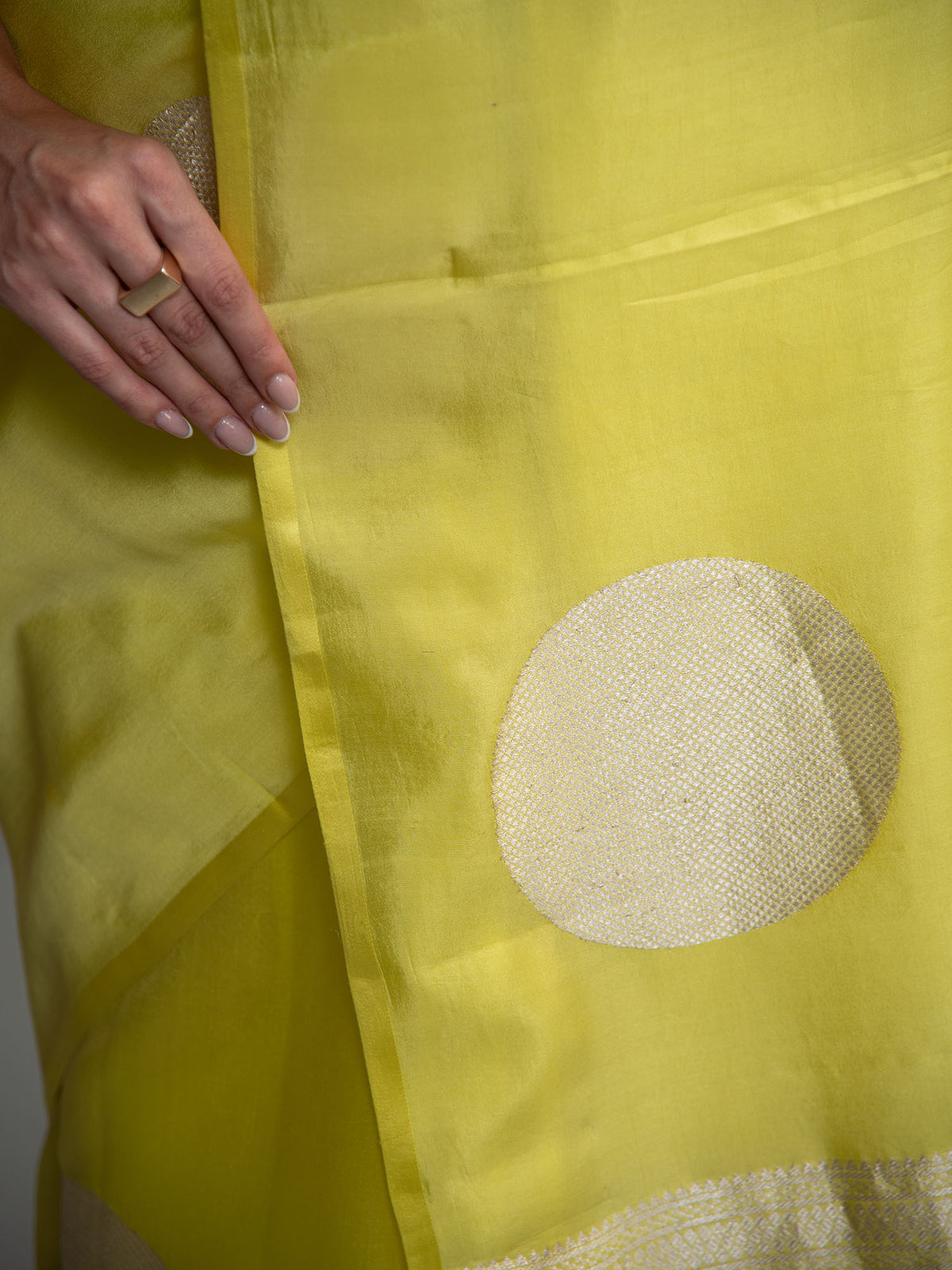 Lime Yellow Boota Pure Silk Handloom Banarasi Saree