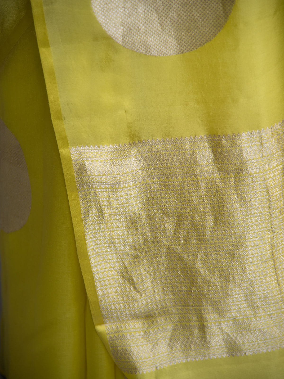 Lime Yellow Boota Pure Silk Handloom Banarasi Saree