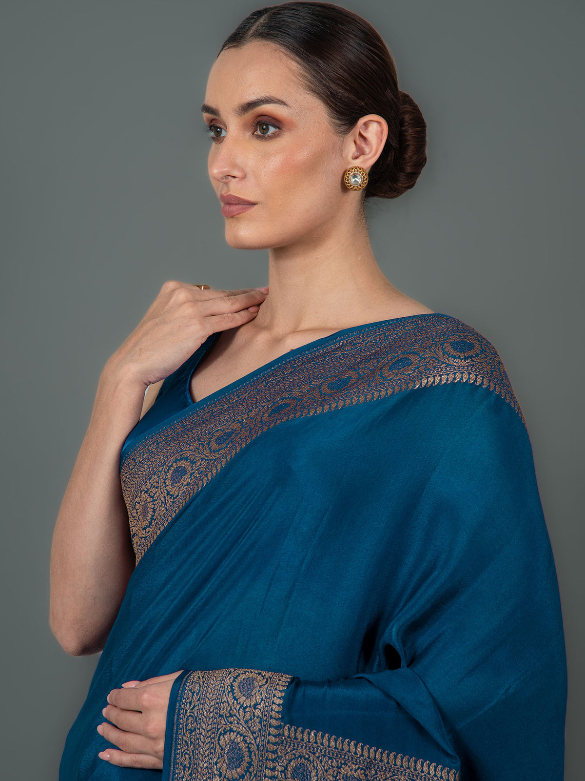 Midnight Blue Plain Crepe Silk Handloom Banarasi Saree