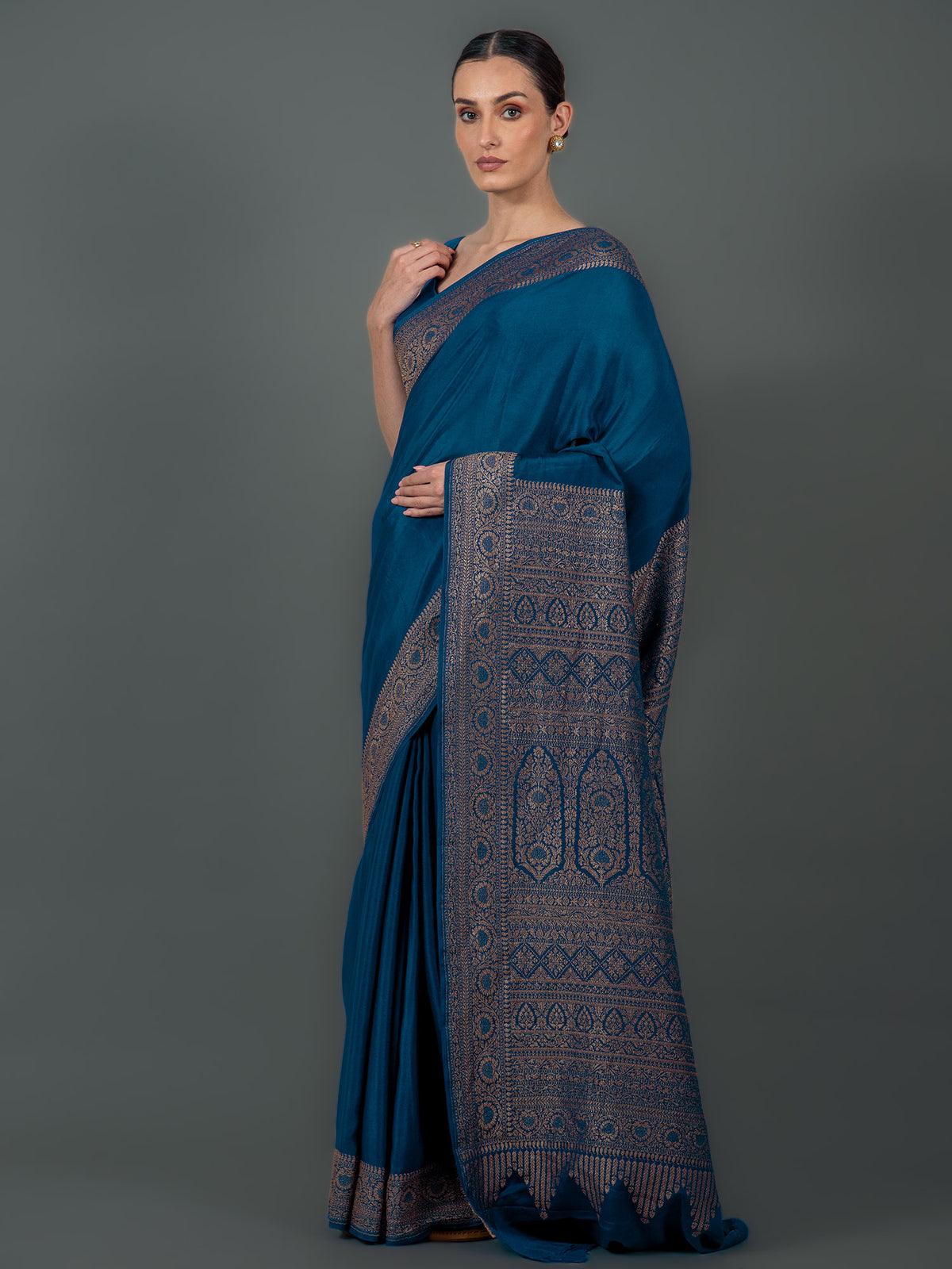 Midnight Blue Plain Crepe Silk Handloom Banarasi Saree