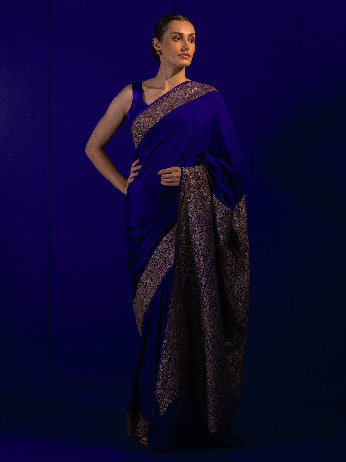 Dark Blue Plain Crepe Silk Handloom Banarasi Saree