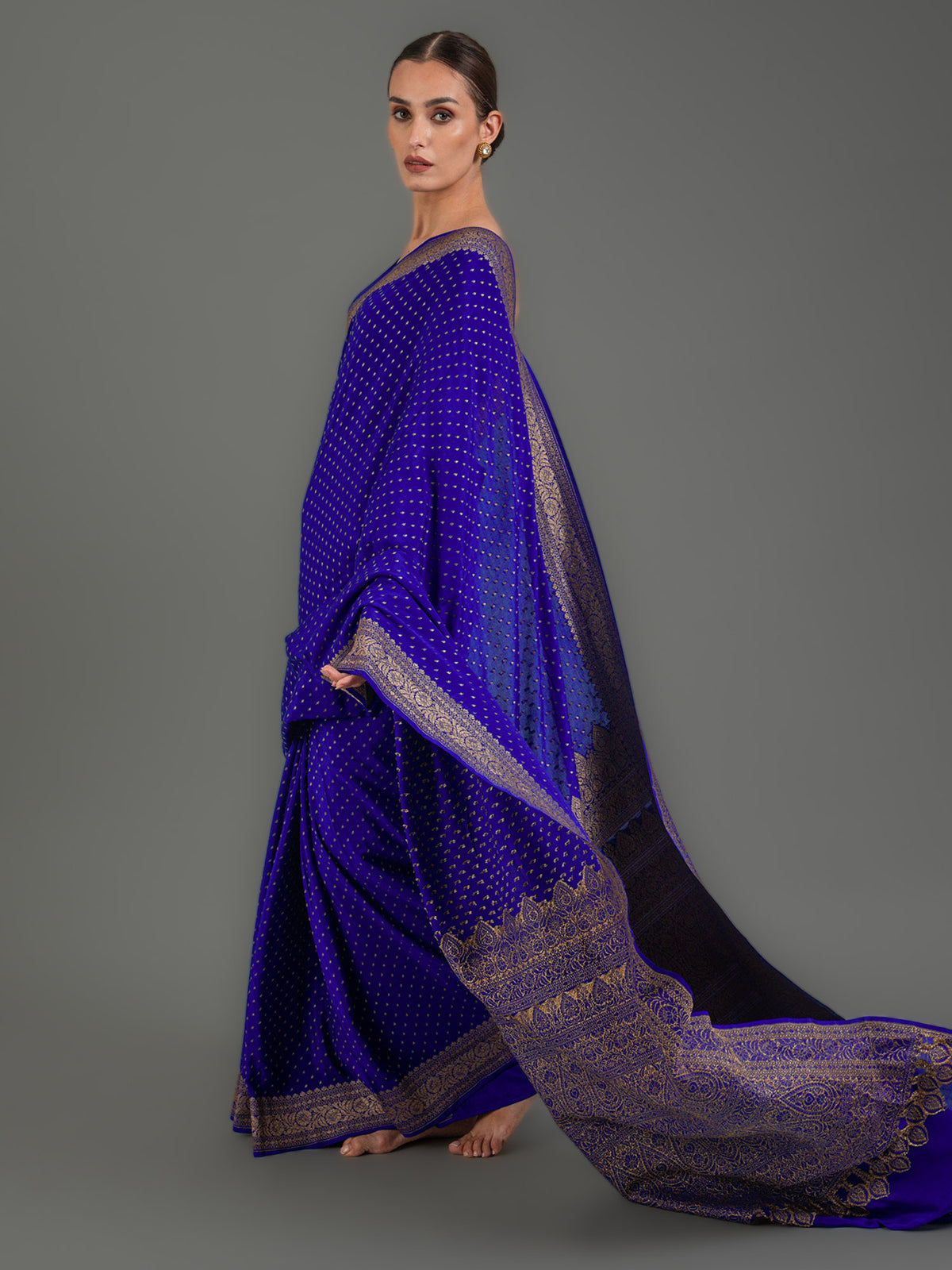 Dark Blue Booti Crepe Silk Handloom Banarasi Saree