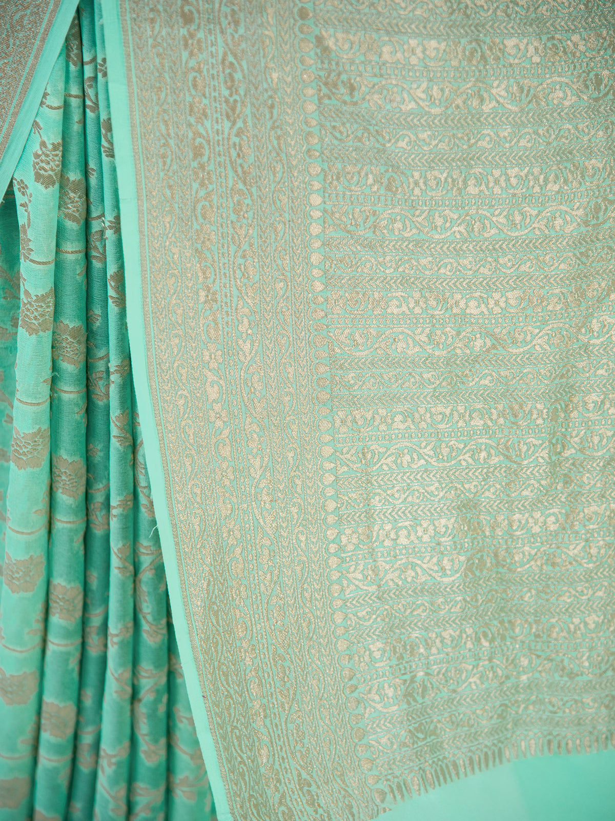 Aqua Green Jaal Khaddi Georgette Handloom Banarasi Saree
