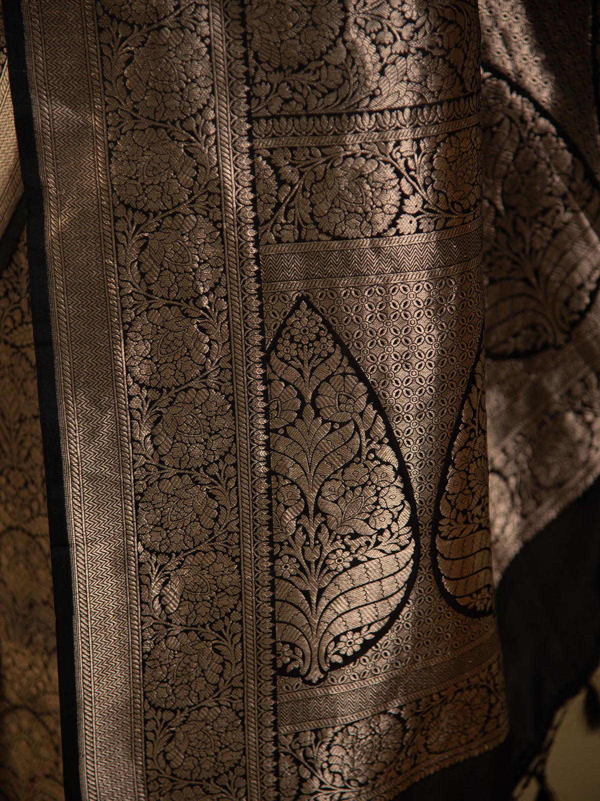 Black Silk Brocade Handloom Banarasi Saree