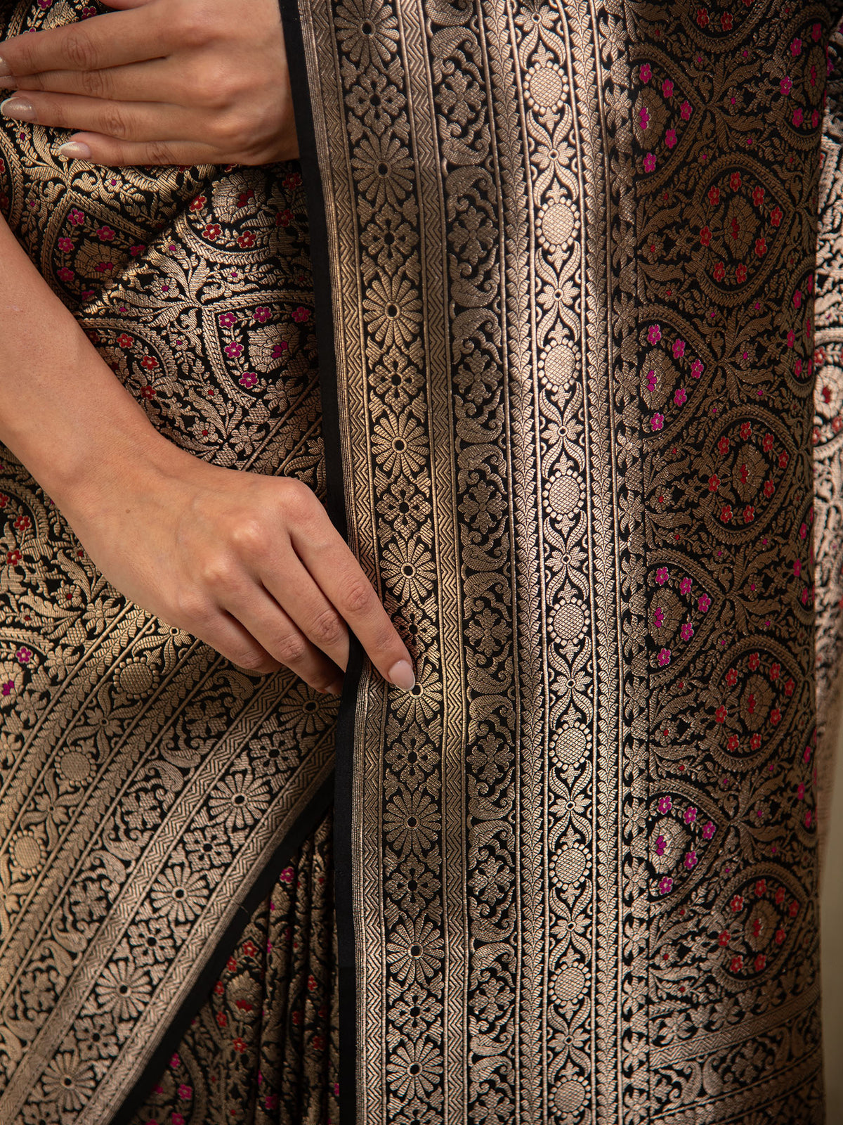 Black Meenakari Silk Brocade Handloom Banarasi Saree