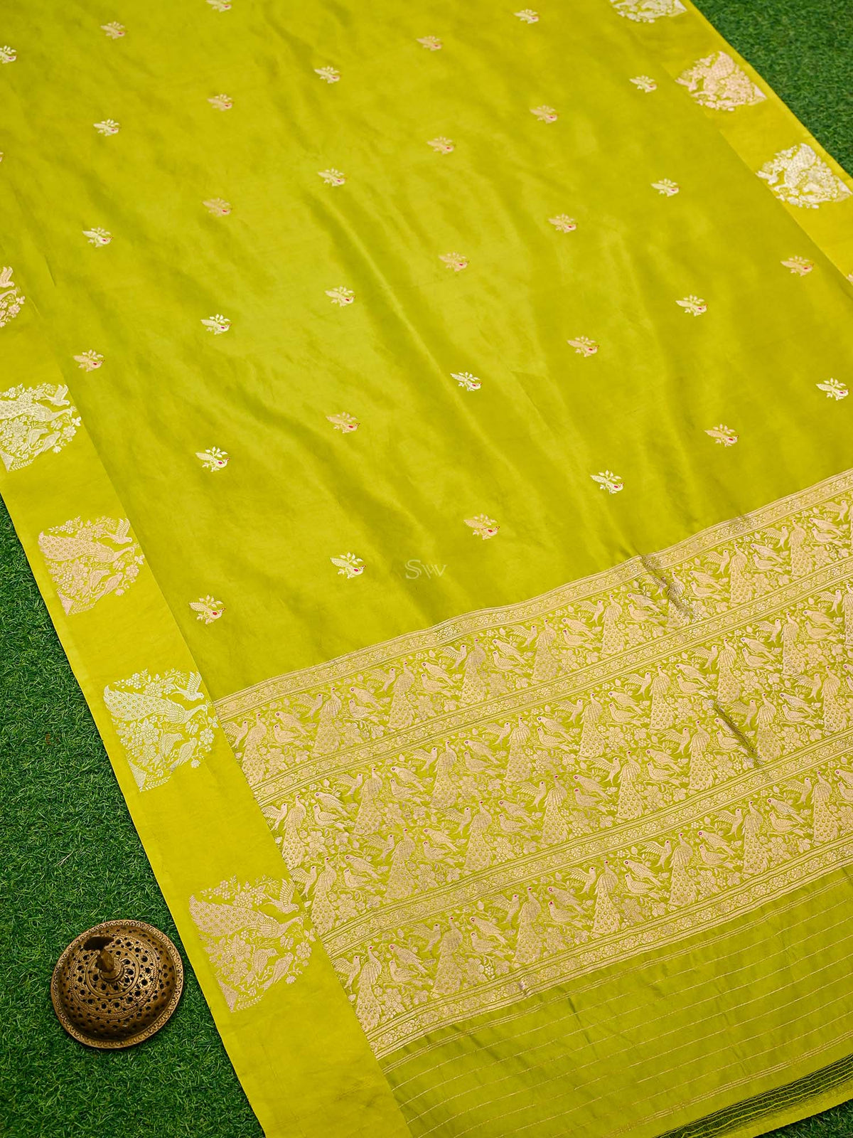 Lime Green Meenakari Katan Silk Handloom Banarasi Saree