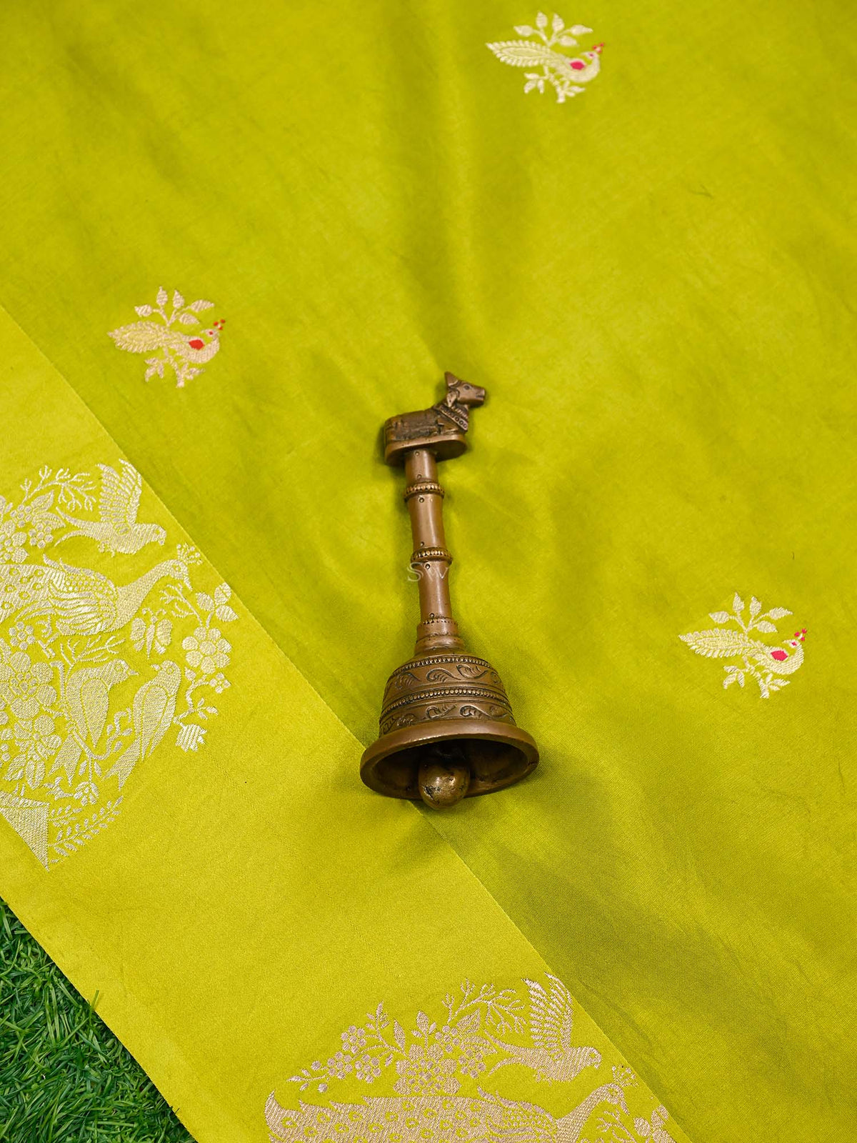 Lime Green Meenakari Katan Silk Handloom Banarasi Saree