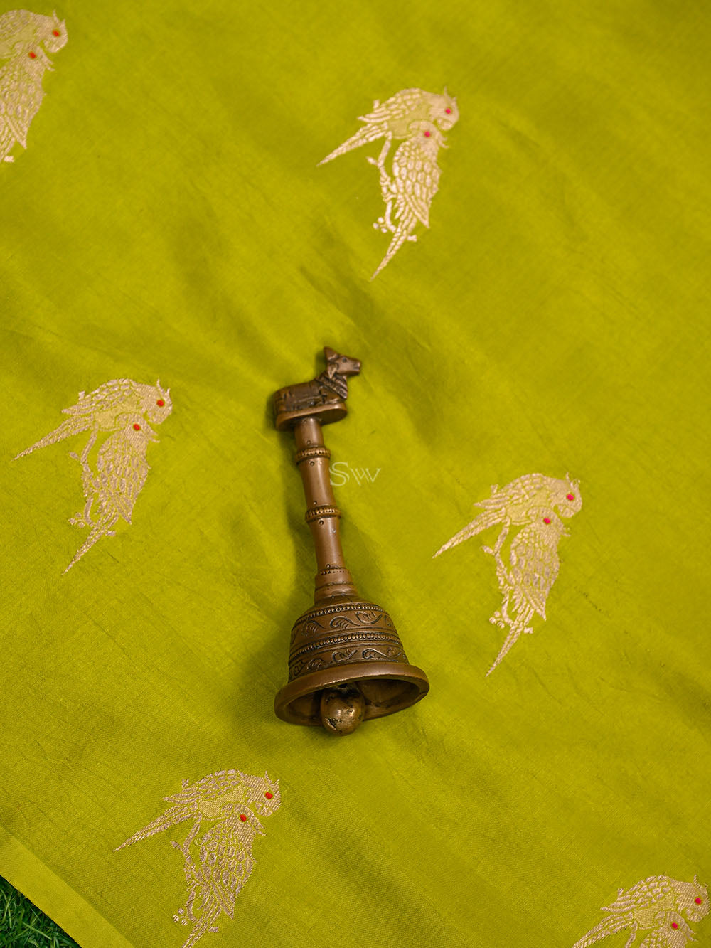 Lime Green Meenakari Booti Katan Silk Handloom Banarasi Saree - Sacred Weaves