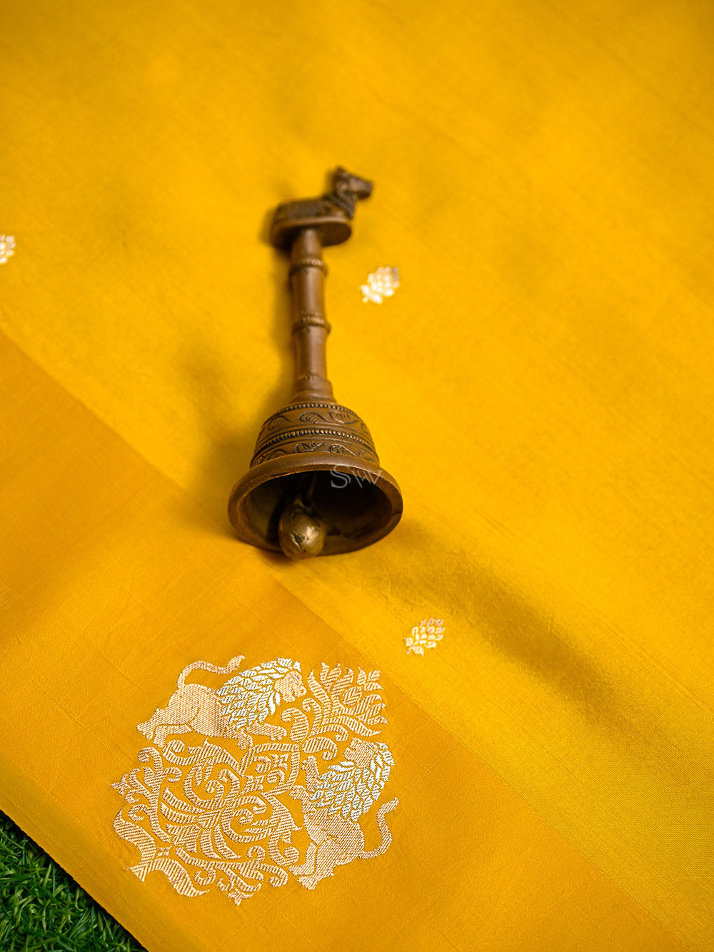 Mustard Booti Katan Silk Handloom Banarasi Saree