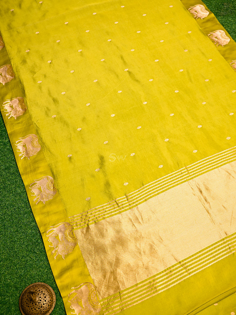 Lime Green Booti Katan Silk Handloom Banarasi Saree