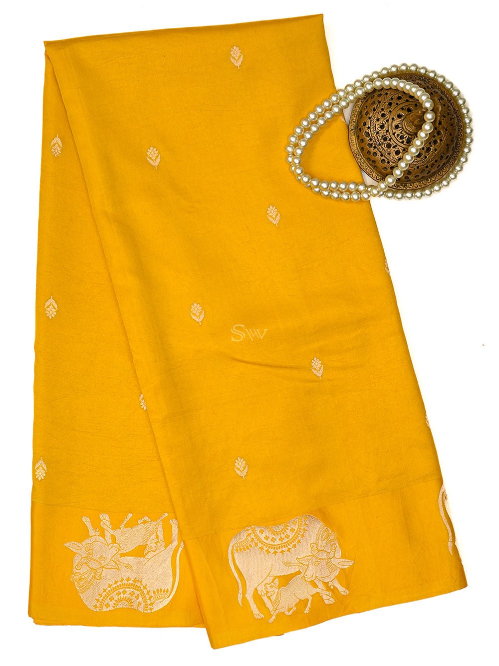 Mustard Booti Katan Silk Handloom Banarasi Saree