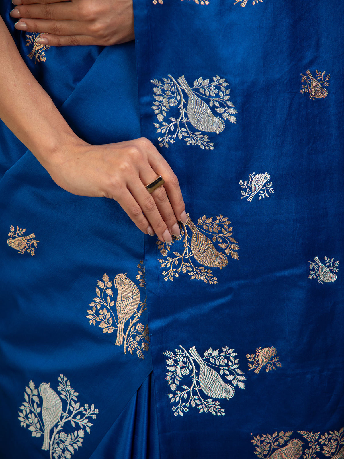 Royal Blue Booti Satin Silk Handloom Banarasi Saree