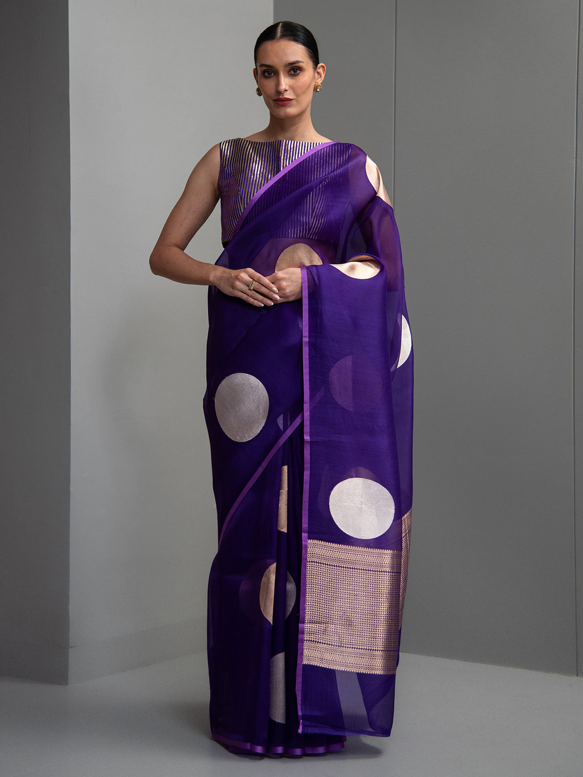 Purple Boota Pure Organza Silk Handloom Banarasi Saree