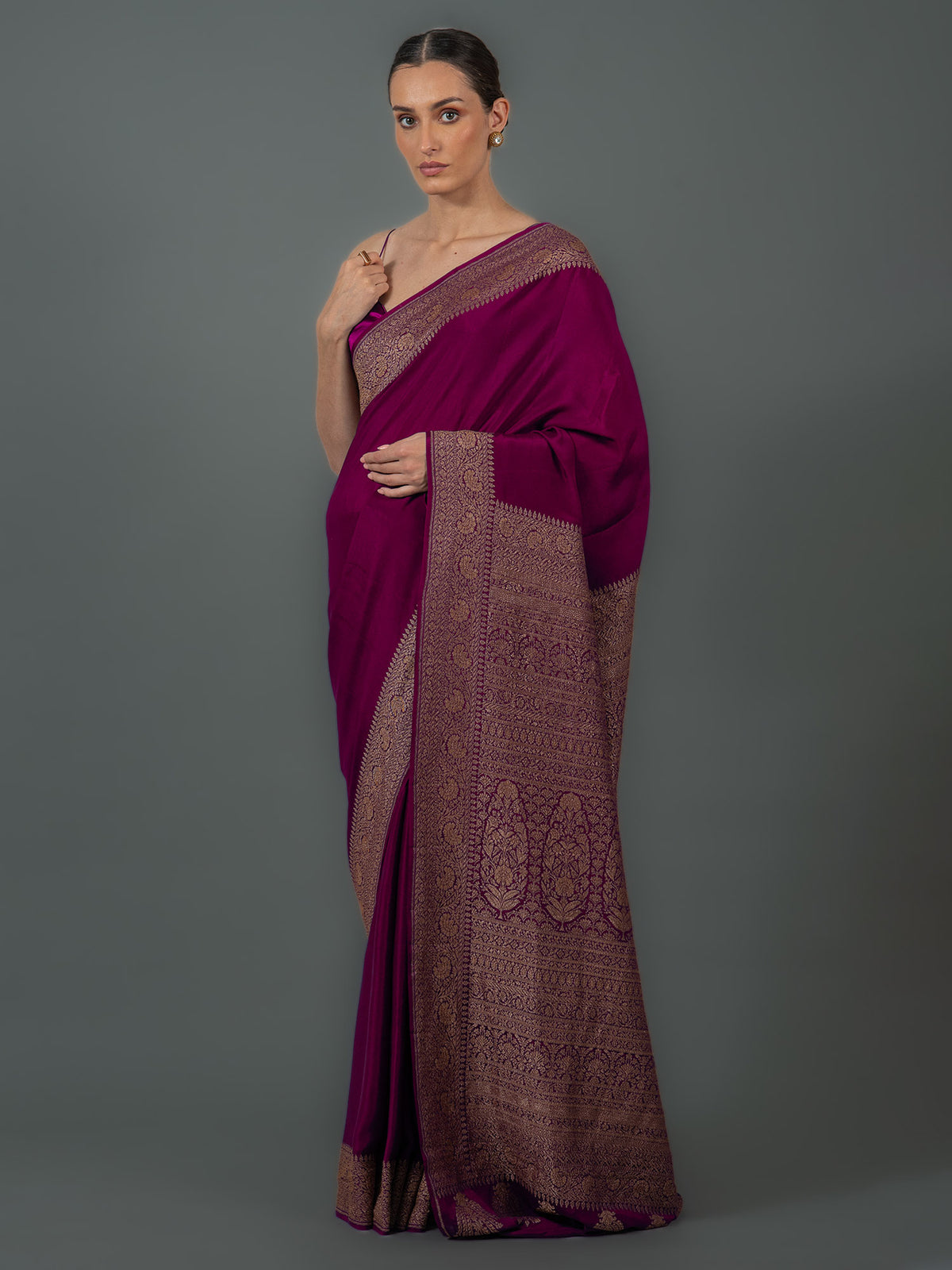 Dark Magenta Plain Crepe Silk Handloom Banarasi Saree