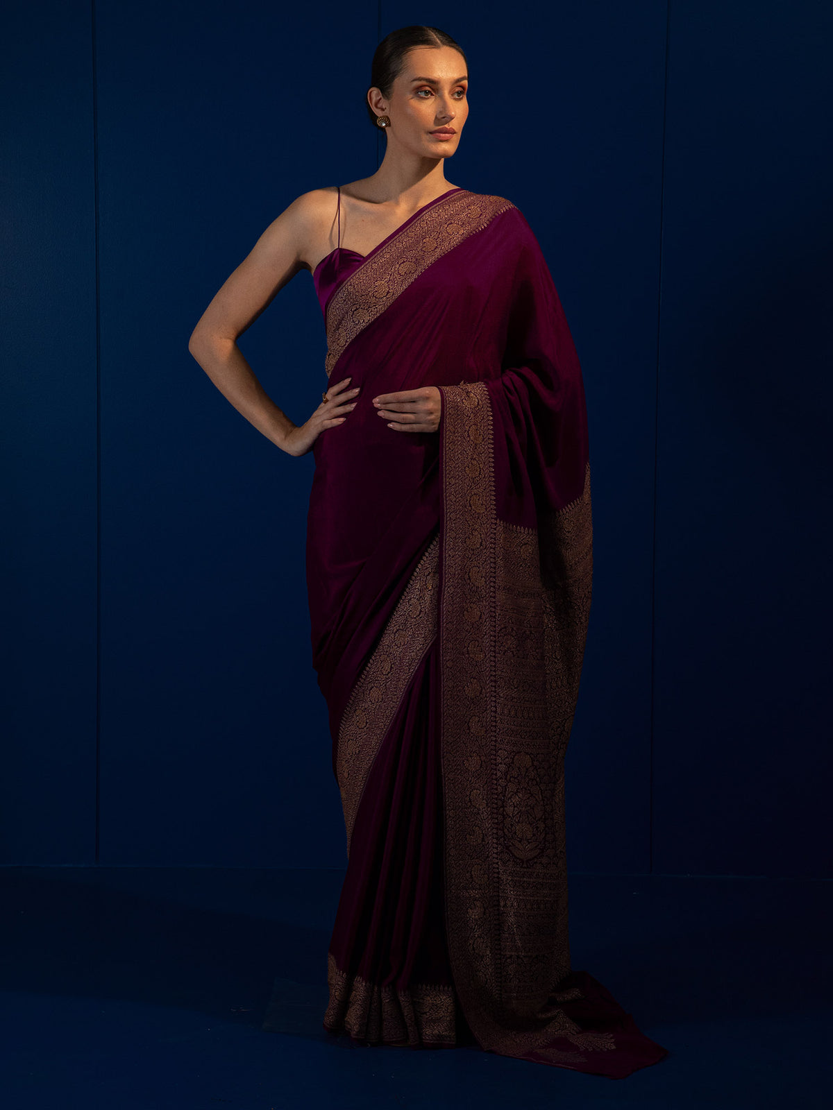 Dark Magenta Plain Crepe Silk Handloom Banarasi Saree