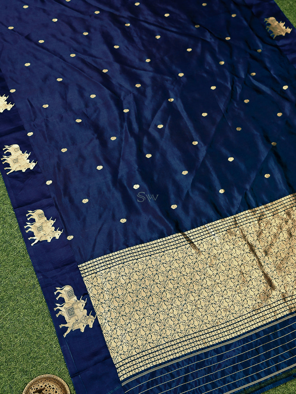 Blue Booti Pure Silk Handloom Banarasi Saree