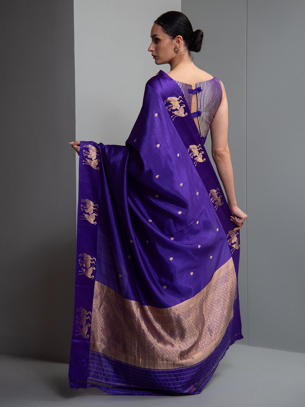Purple Booti Pure Silk Handloom Banarasi Saree