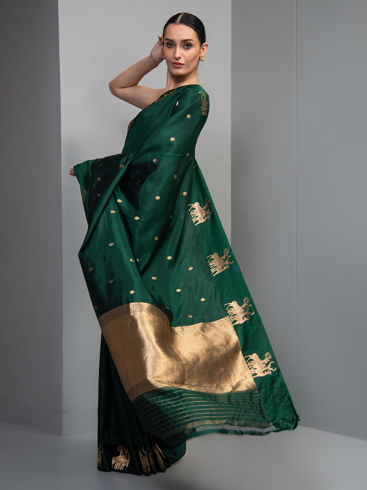 Bottle Green Booti Katan Silk Handloom Banarasi Saree